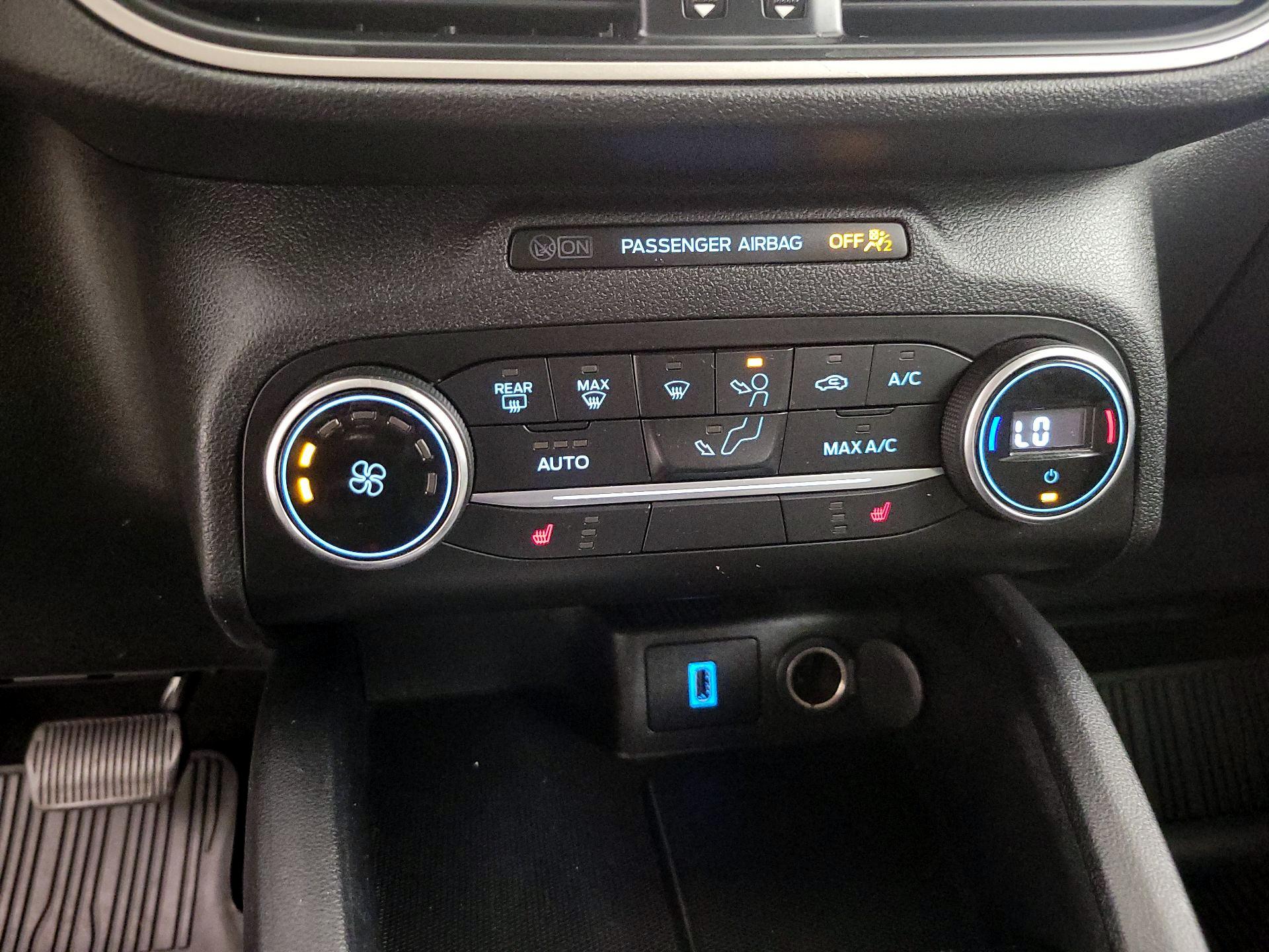 Thumbnail: 2020 Ford Escape - 16