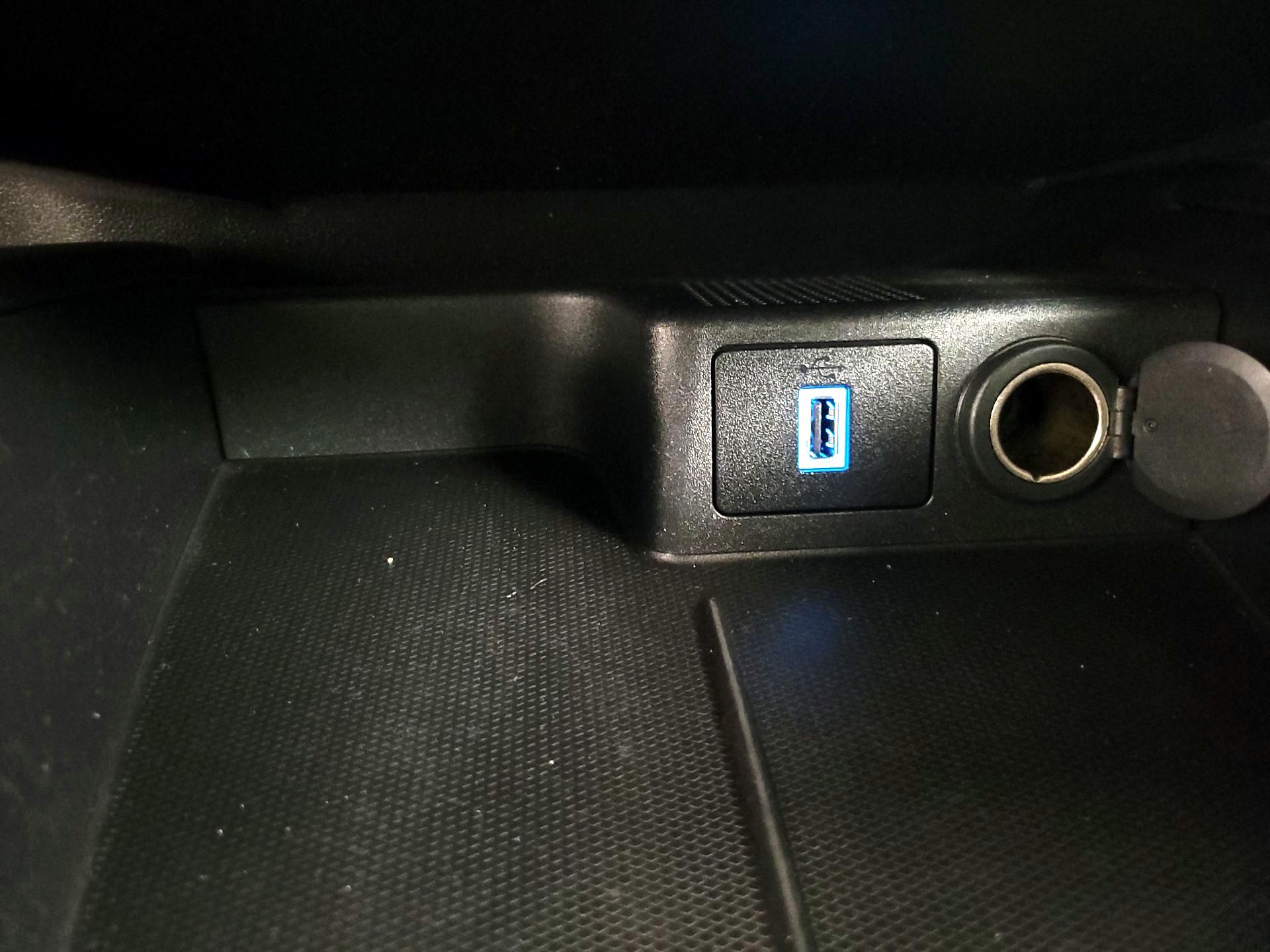 Thumbnail: 2020 Ford Escape - 18