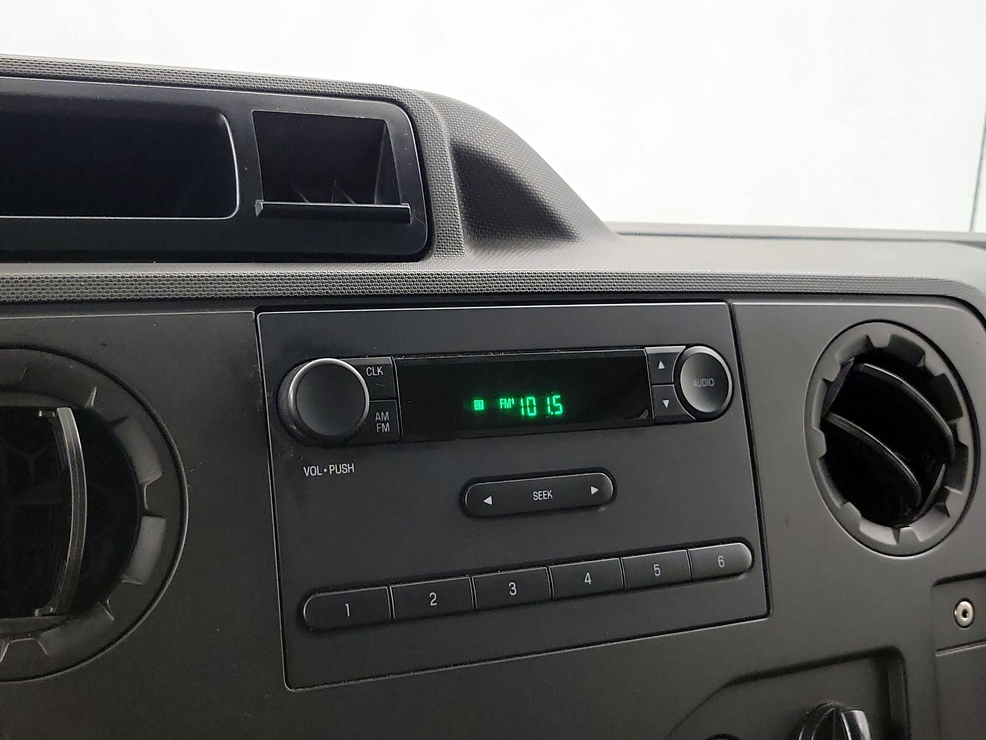 Thumbnail: 2014 Ford Econoline - 14