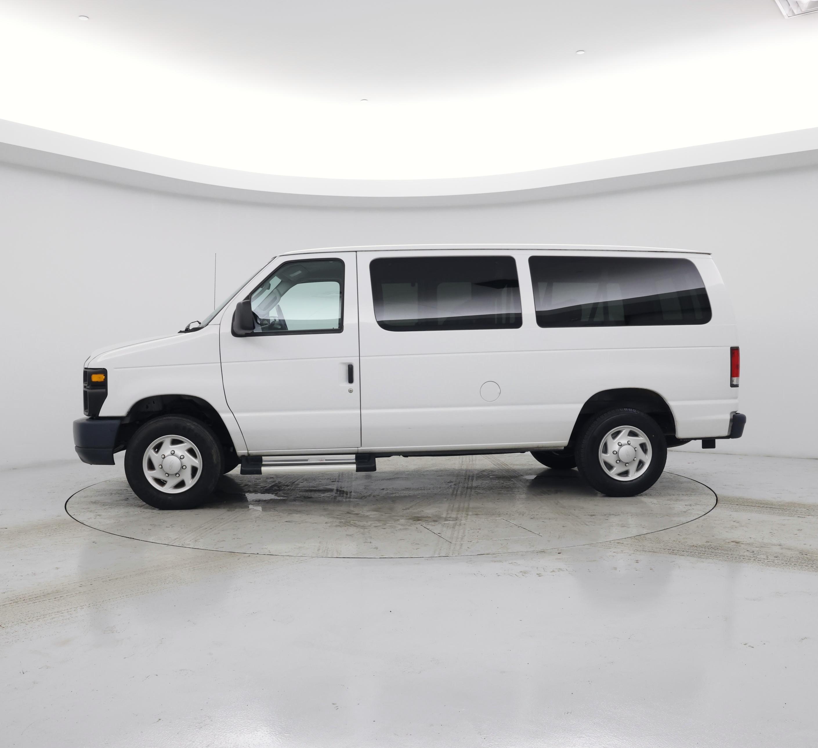 Thumbnail: 2014 Ford Econoline - 3