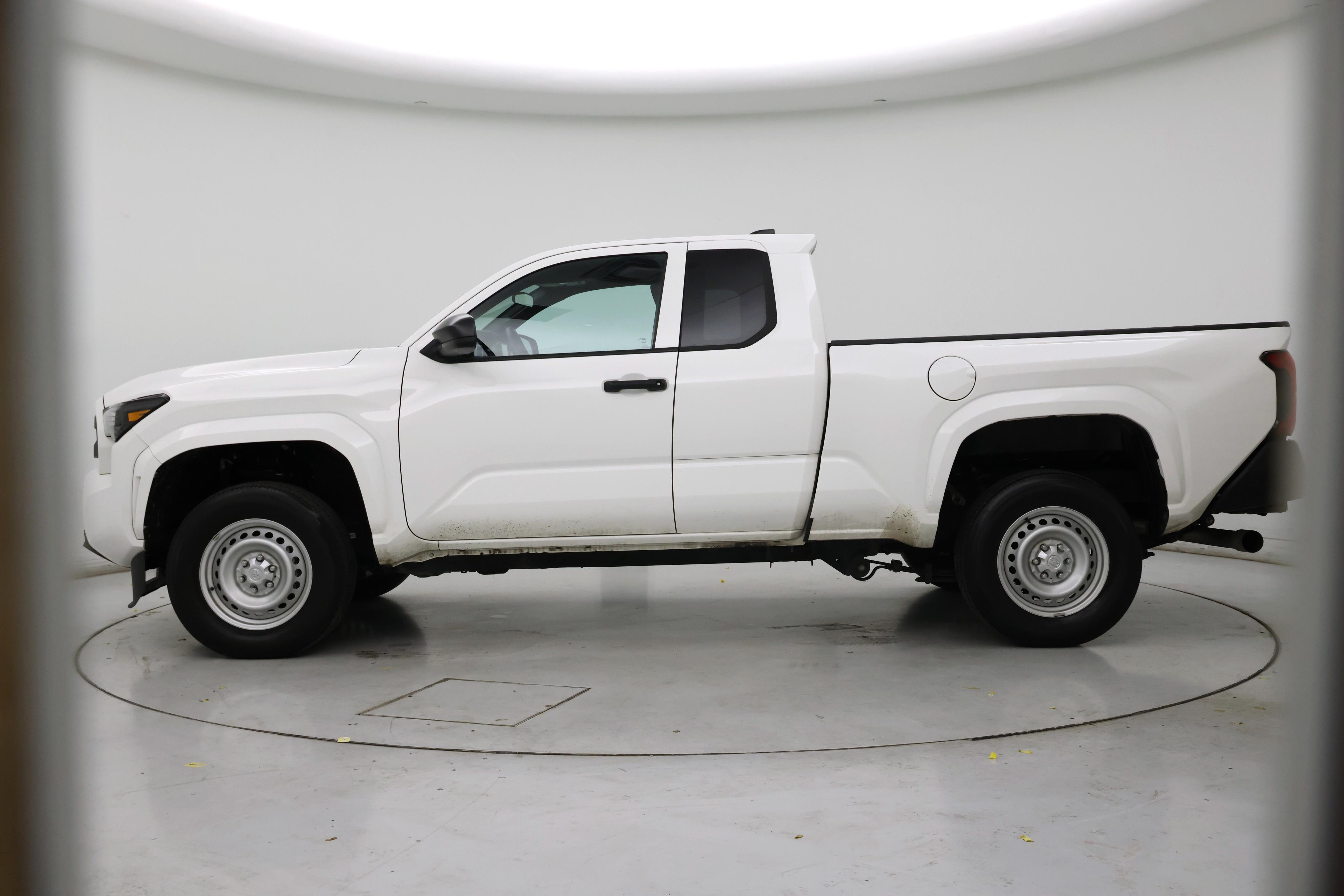 Thumbnail: 2024 Toyota Tacoma - 3