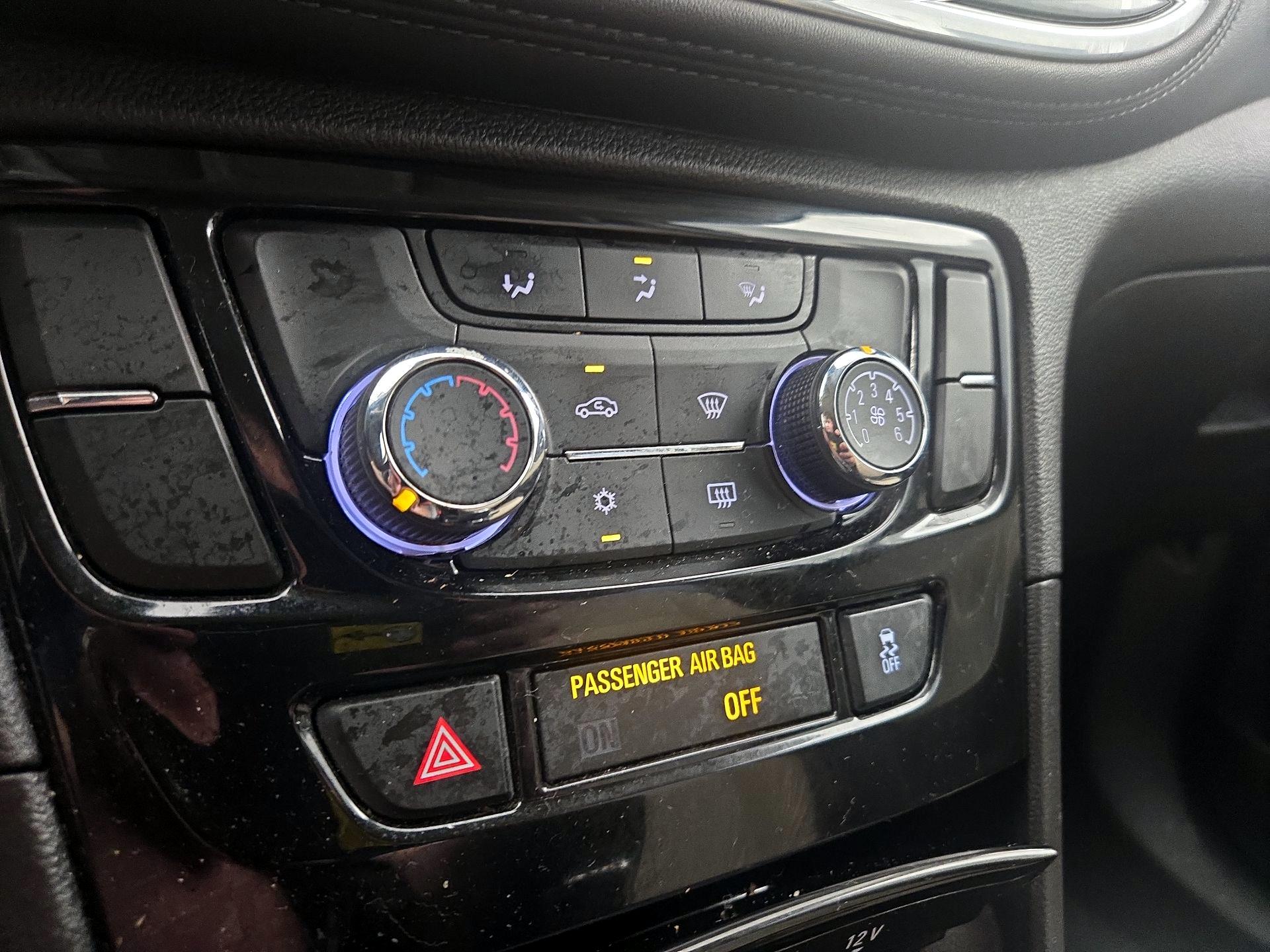 Thumbnail: 2019 Buick Encore - 14