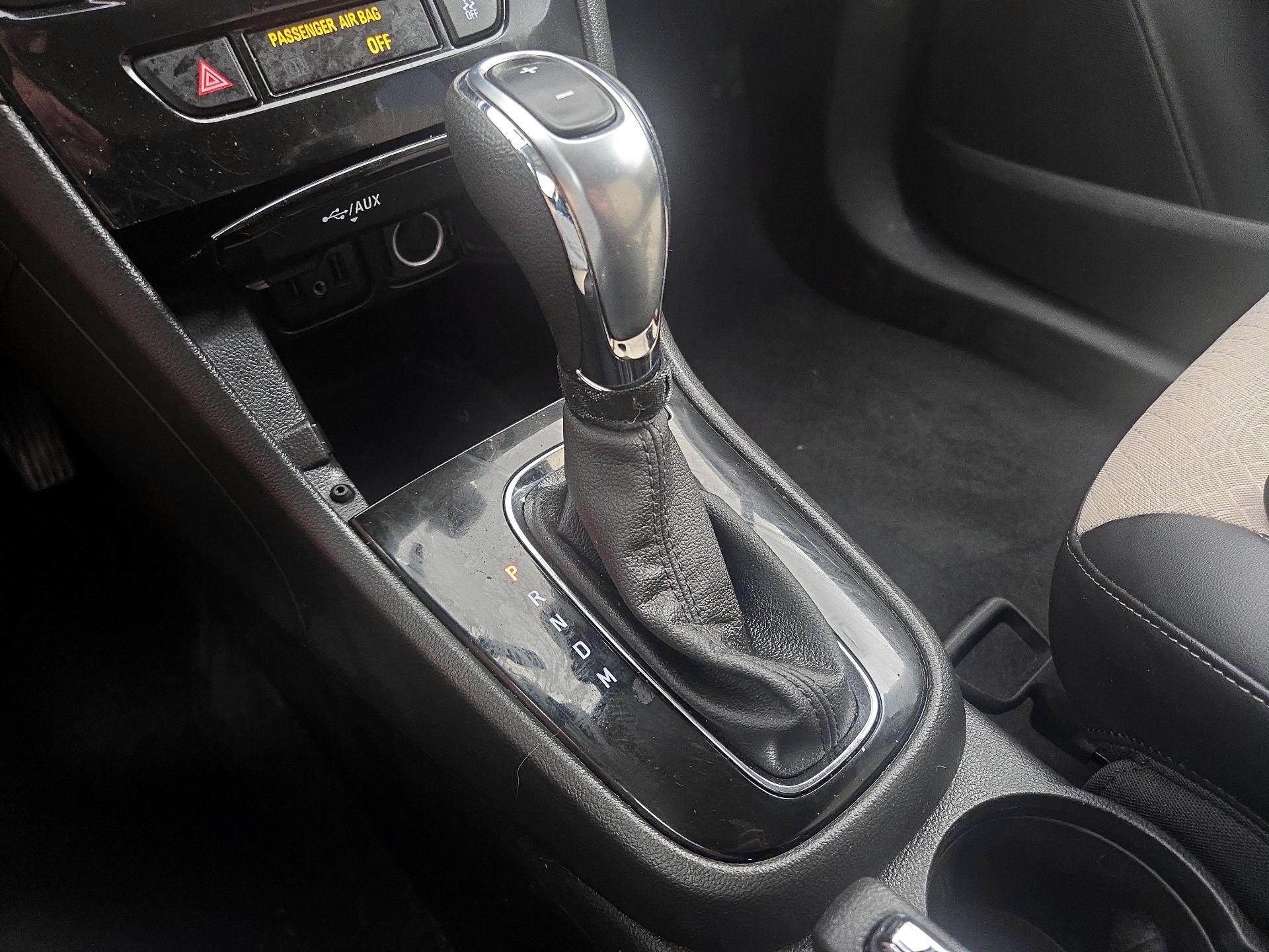 Thumbnail: 2019 Buick Encore - 15