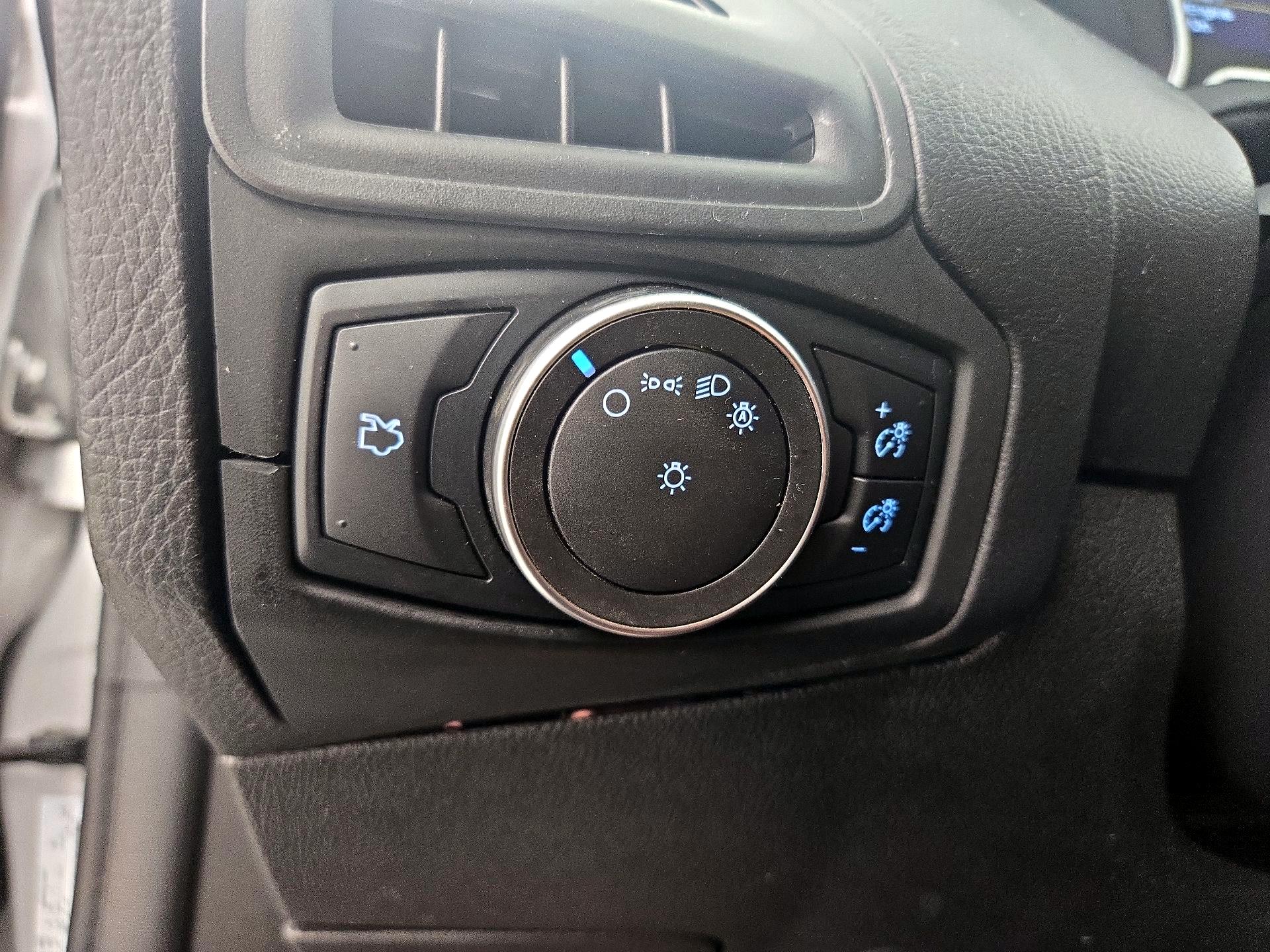 Thumbnail: 2018 Ford Focus - 13