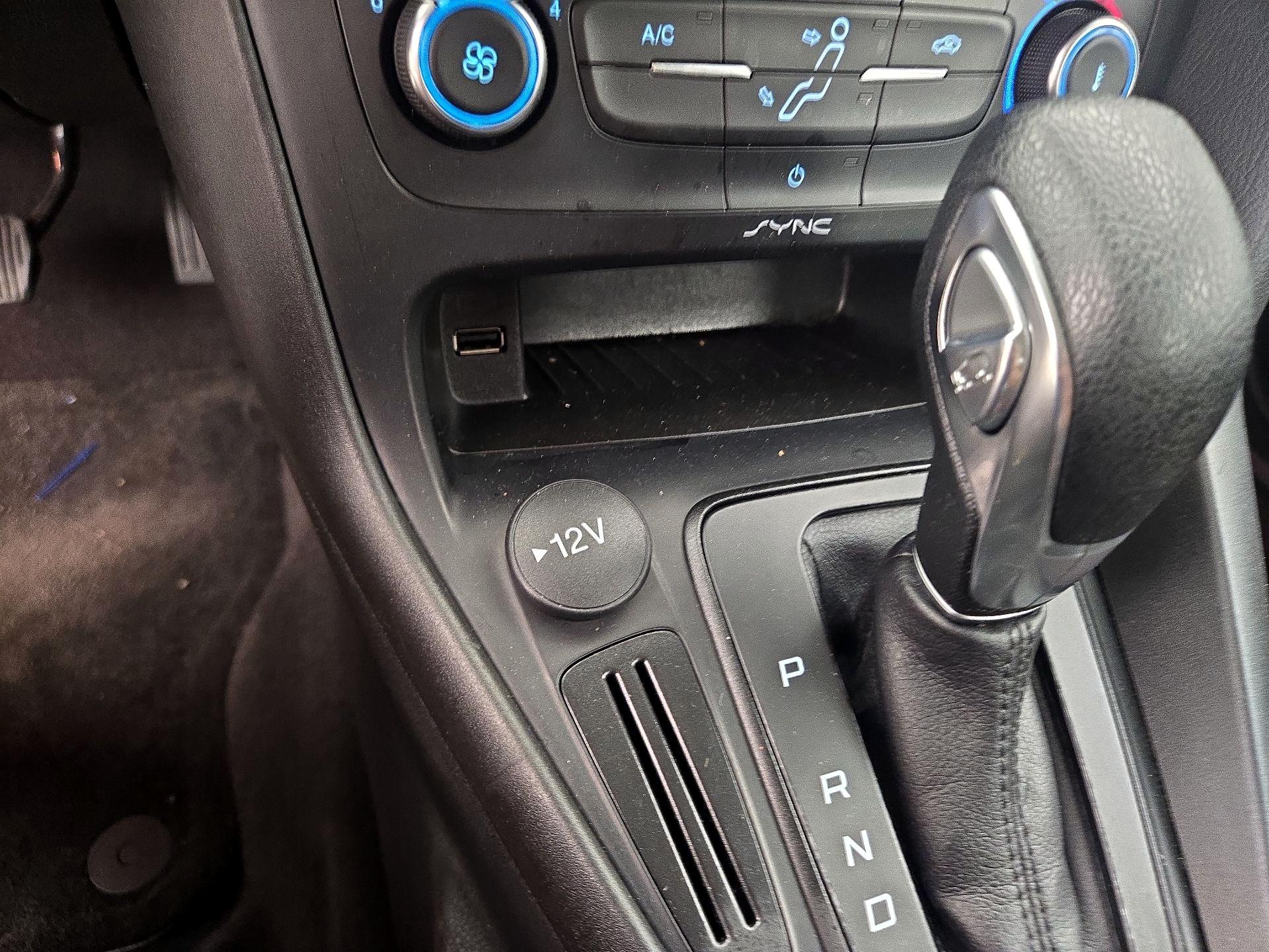 Thumbnail: 2018 Ford Focus - 18