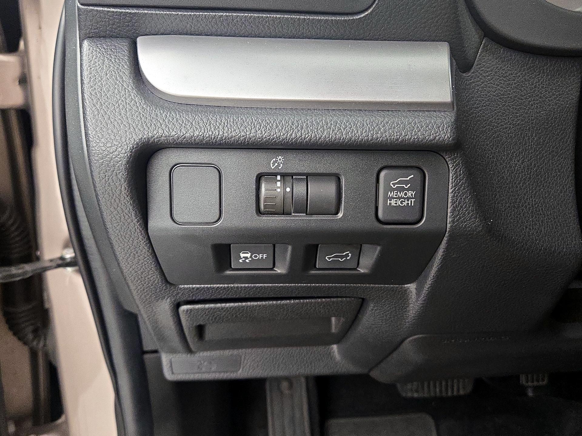 Thumbnail: 2015 Subaru Forester - 13