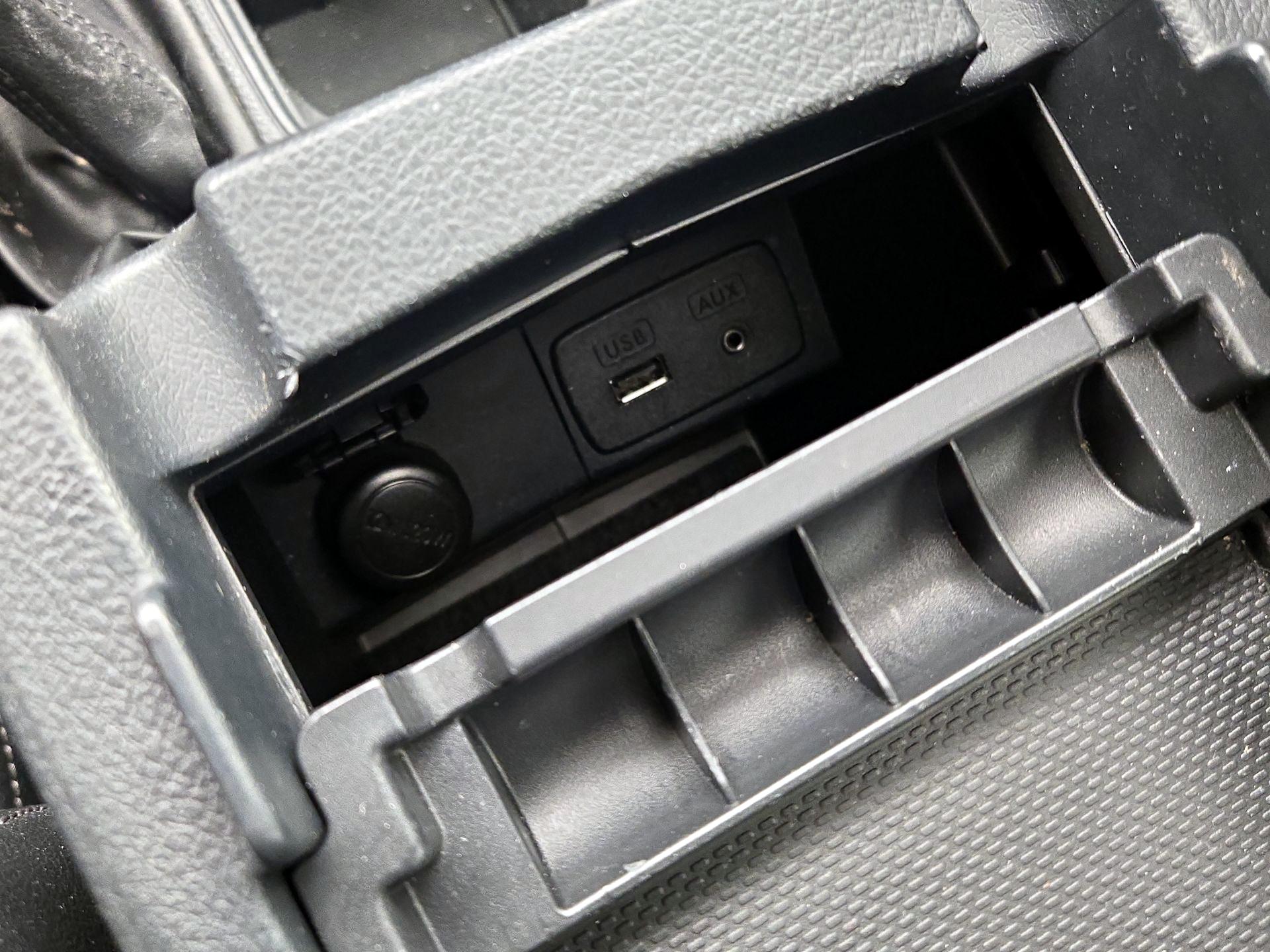 Thumbnail: 2015 Subaru Forester - 18