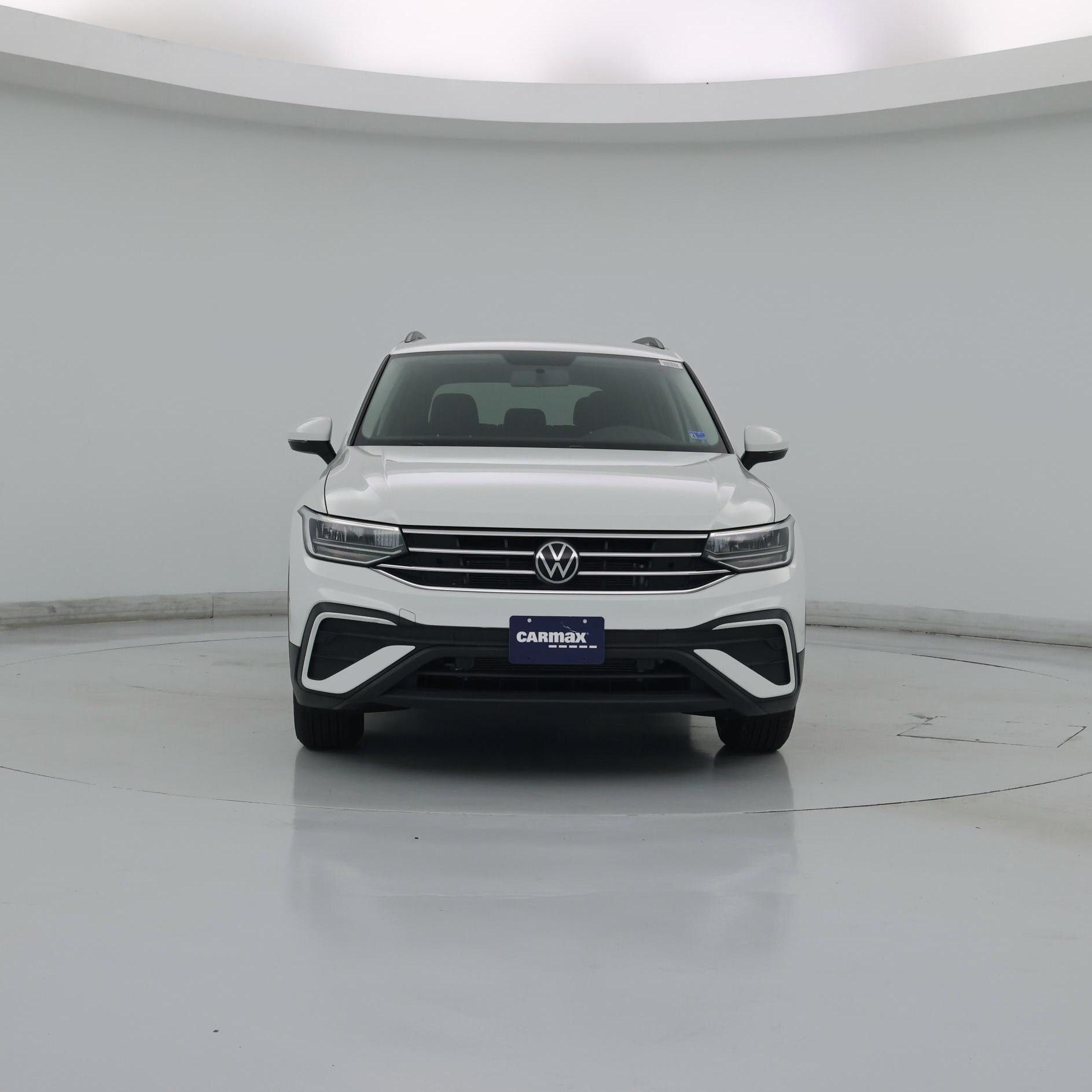 Thumbnail: 2022 Volkswagen Tiguan - 5