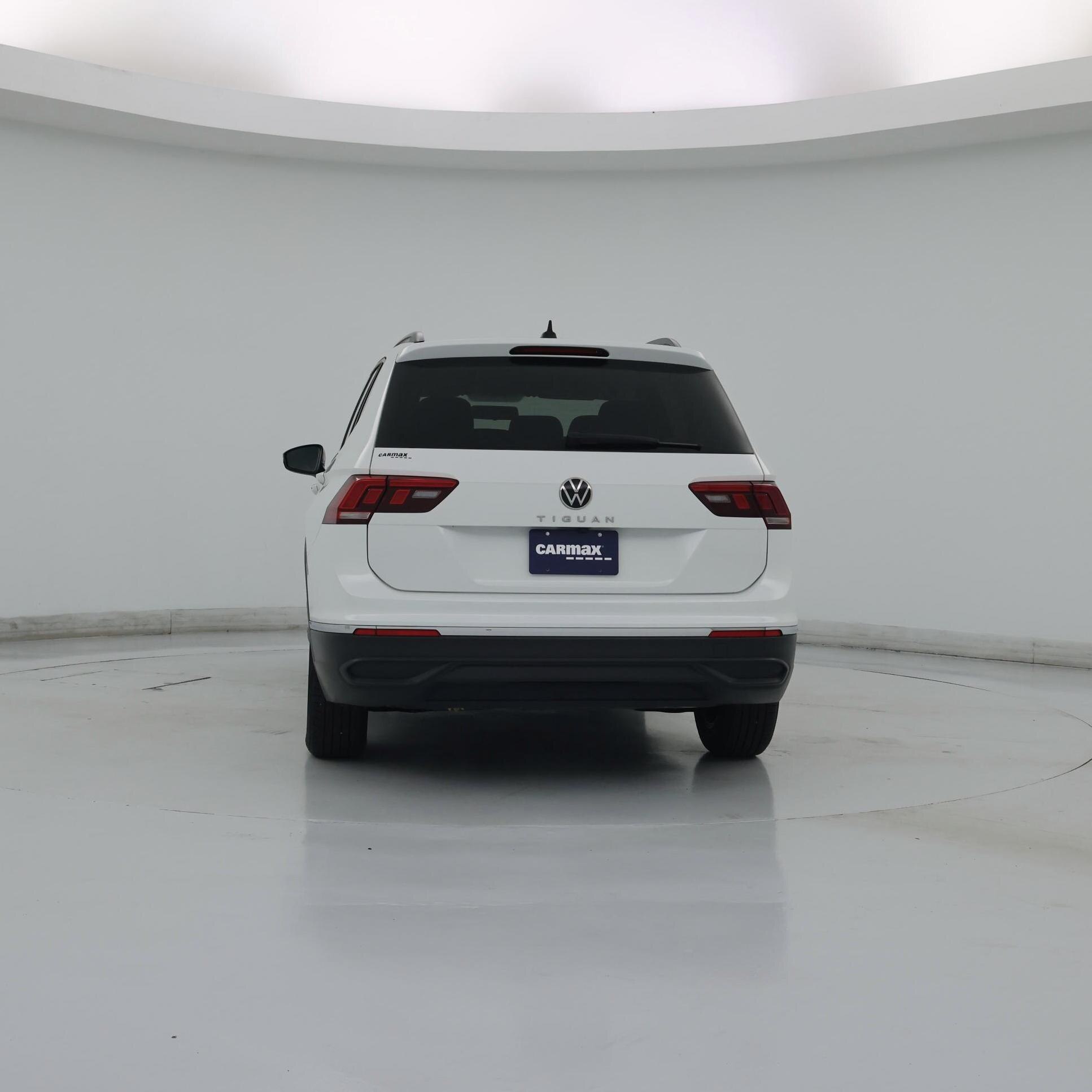 Thumbnail: 2022 Volkswagen Tiguan - 6