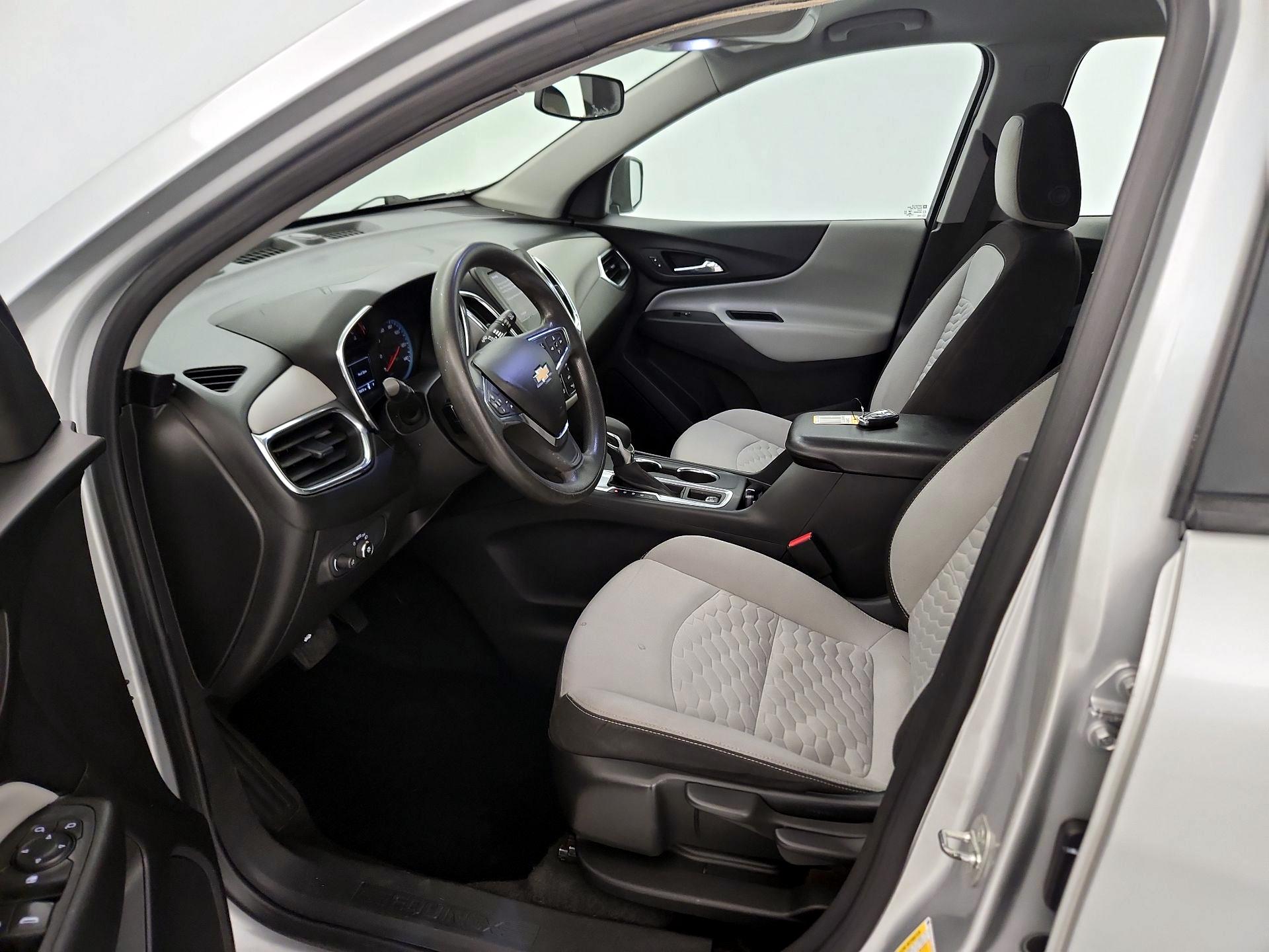 Thumbnail: 2020 Chevrolet Equinox - 11