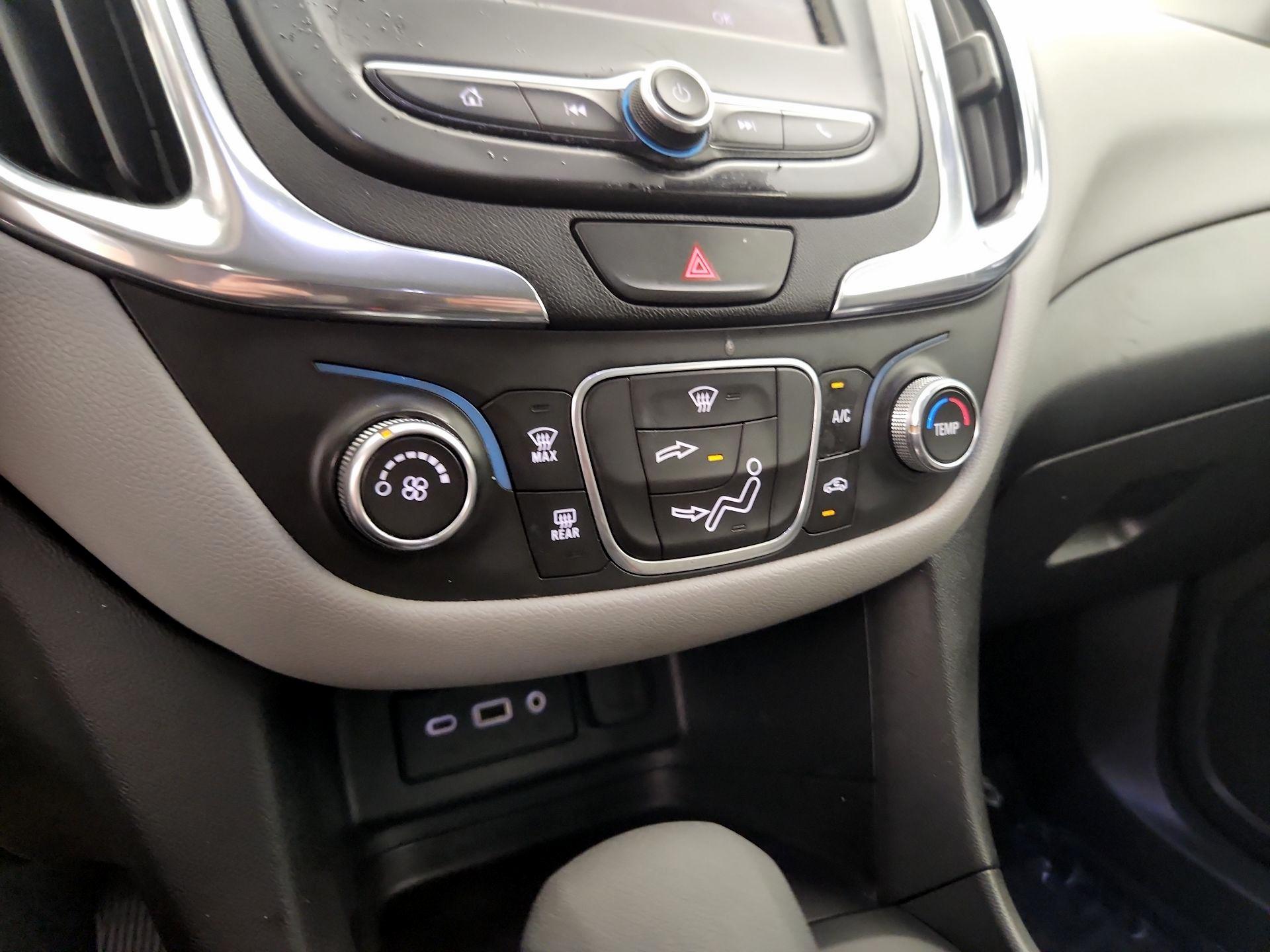 Thumbnail: 2020 Chevrolet Equinox - 16