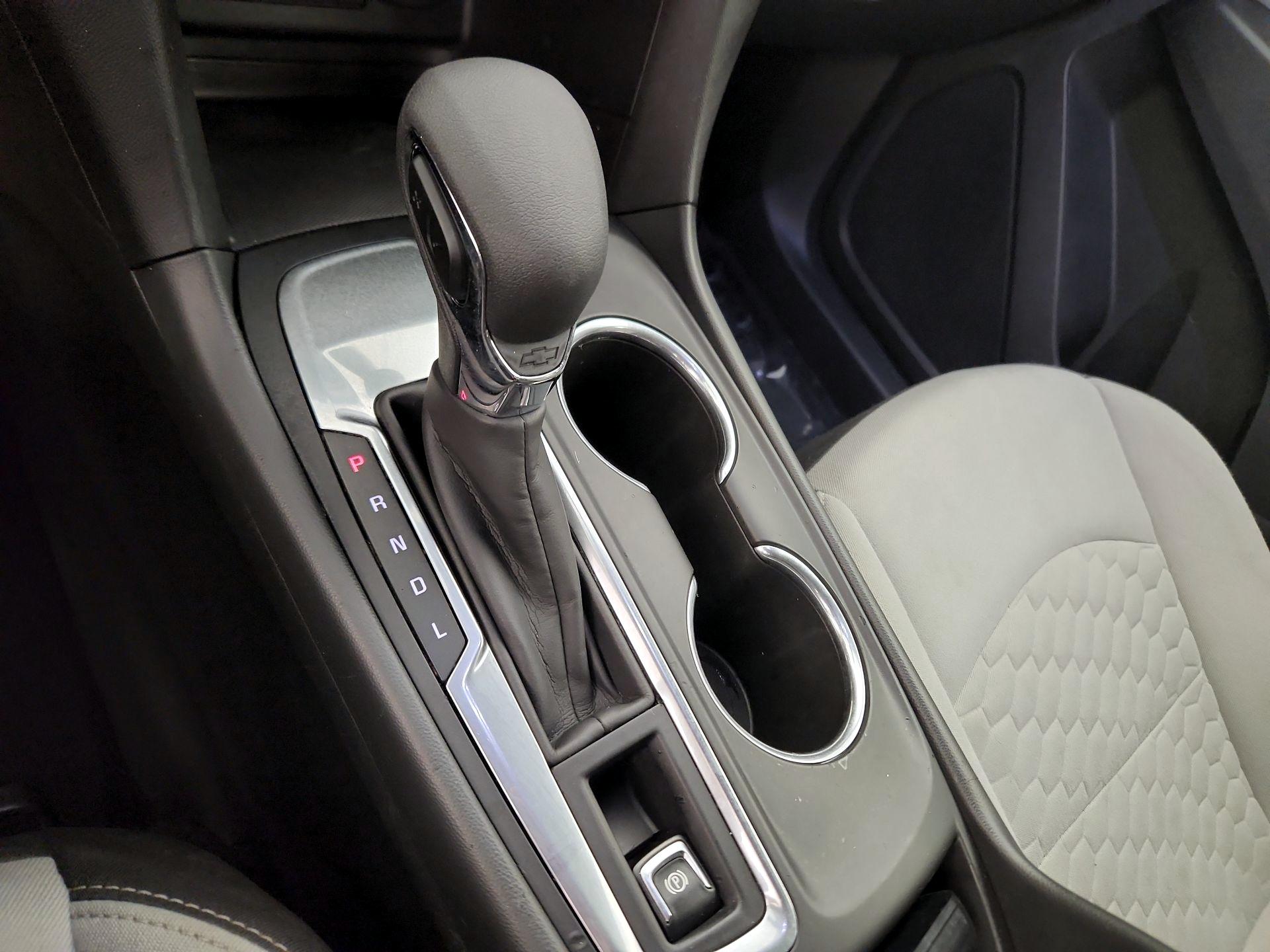 Thumbnail: 2020 Chevrolet Equinox - 17