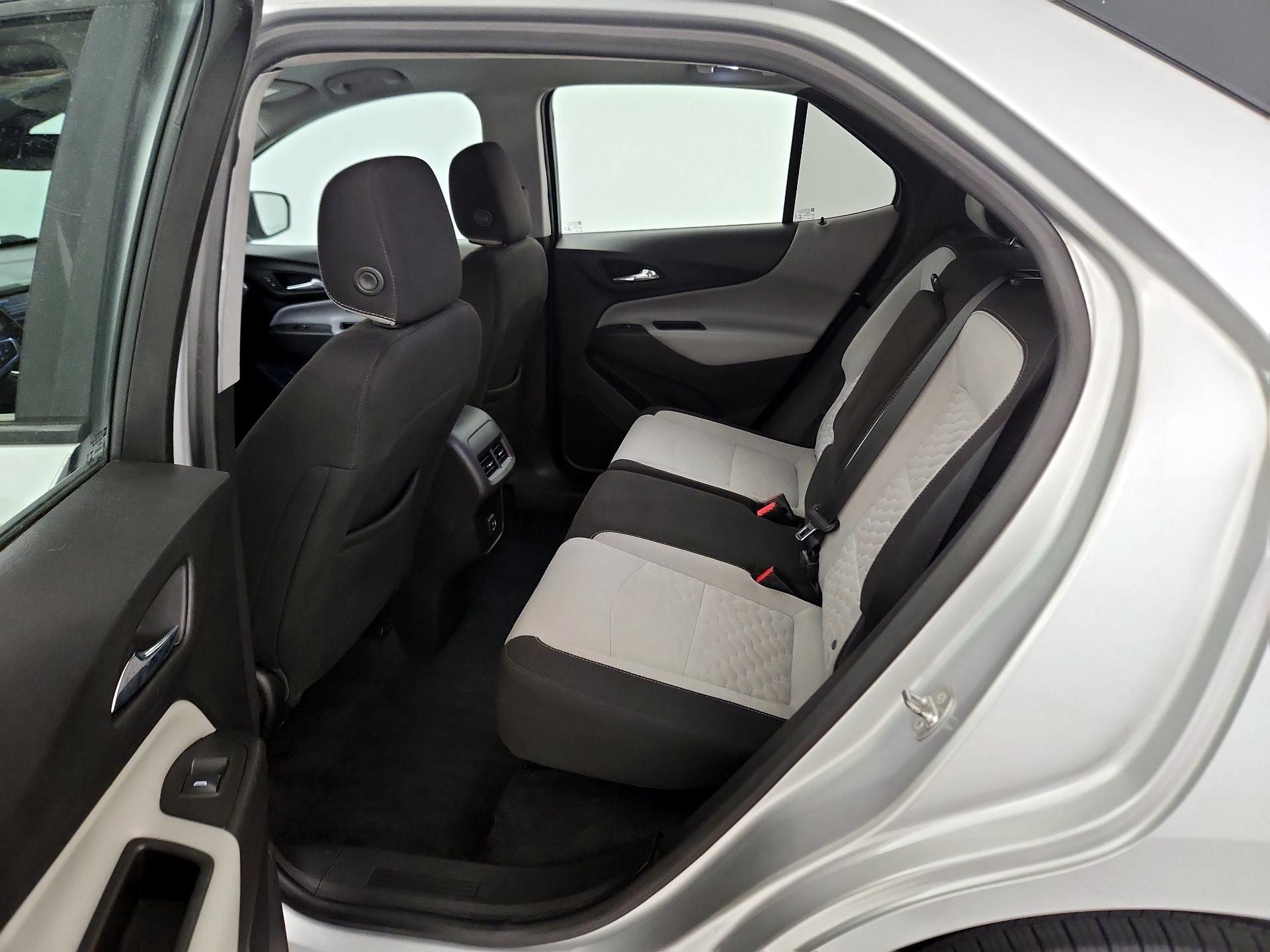 Thumbnail: 2020 Chevrolet Equinox - 18