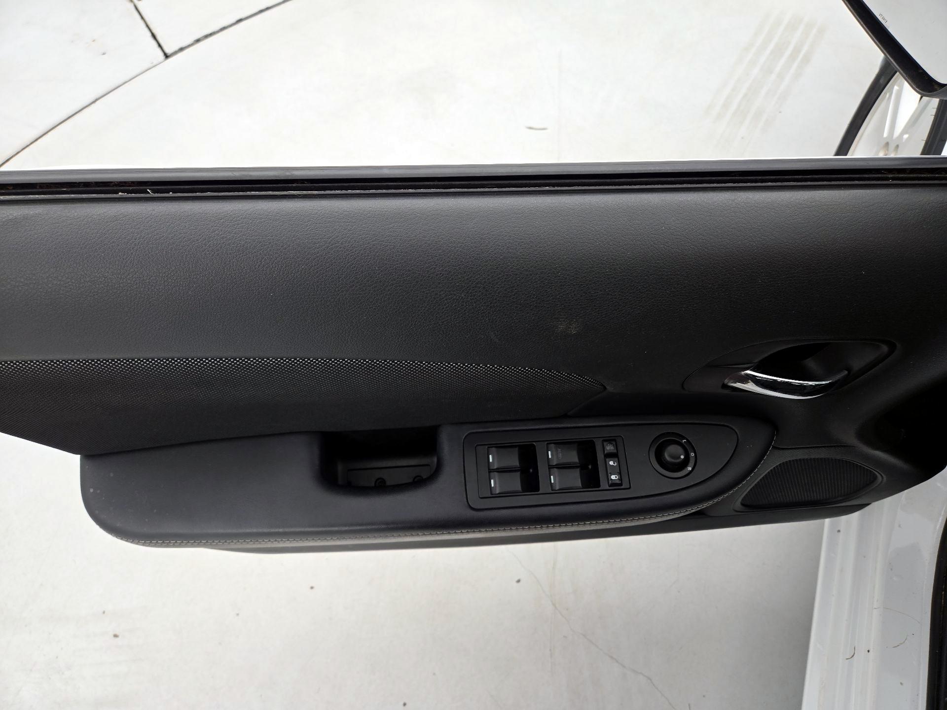 Thumbnail: 2014 Dodge Avenger - 12