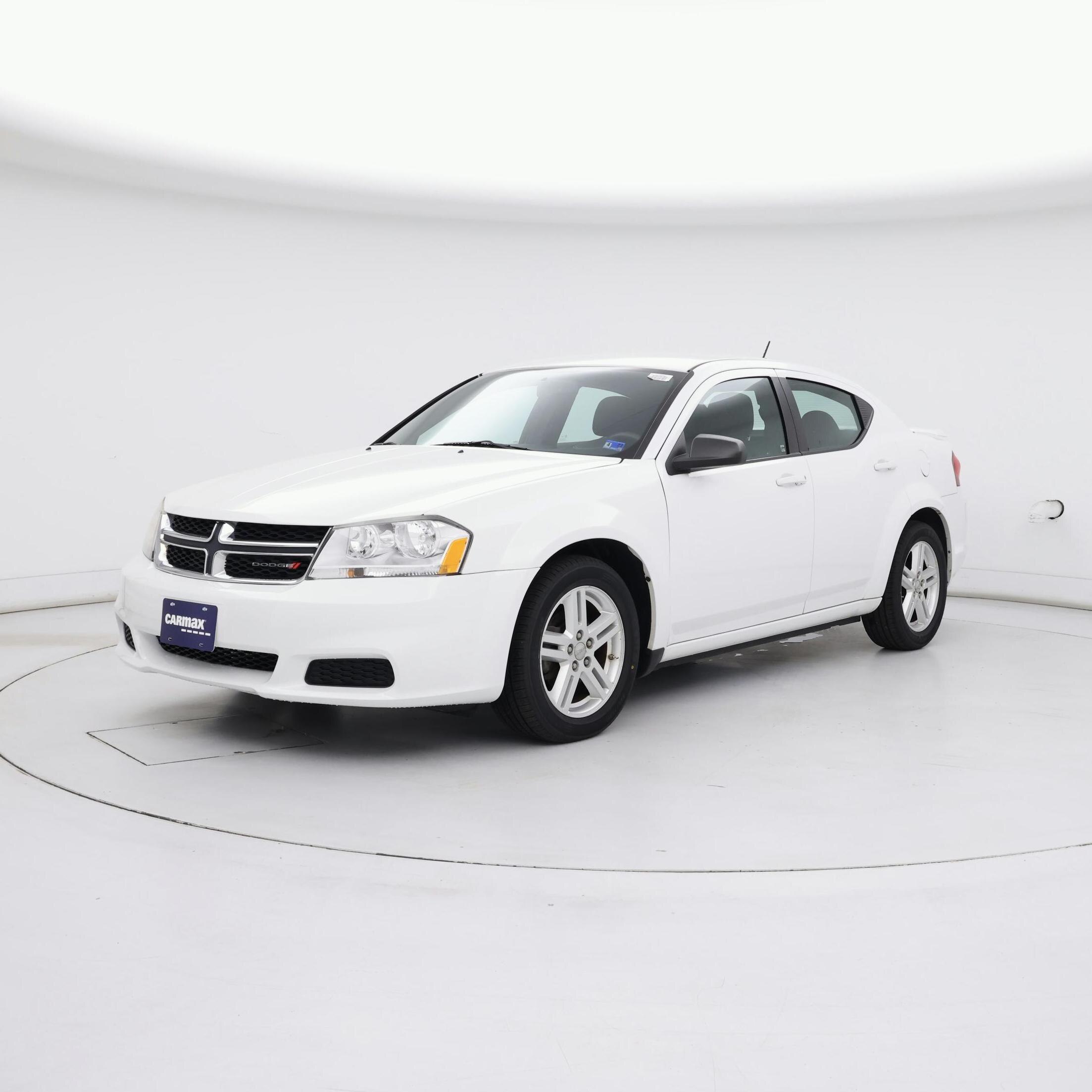 Thumbnail: 2014 Dodge Avenger - 4