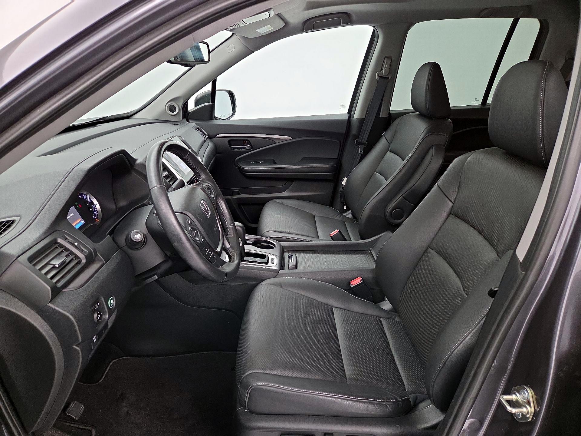 Thumbnail: 2019 Honda Ridgeline - 11