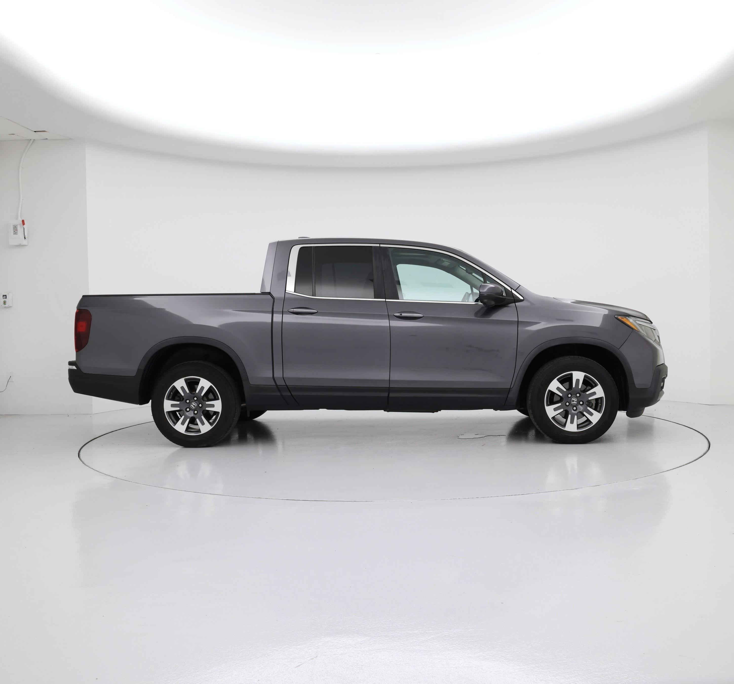 Thumbnail: 2019 Honda Ridgeline - 7