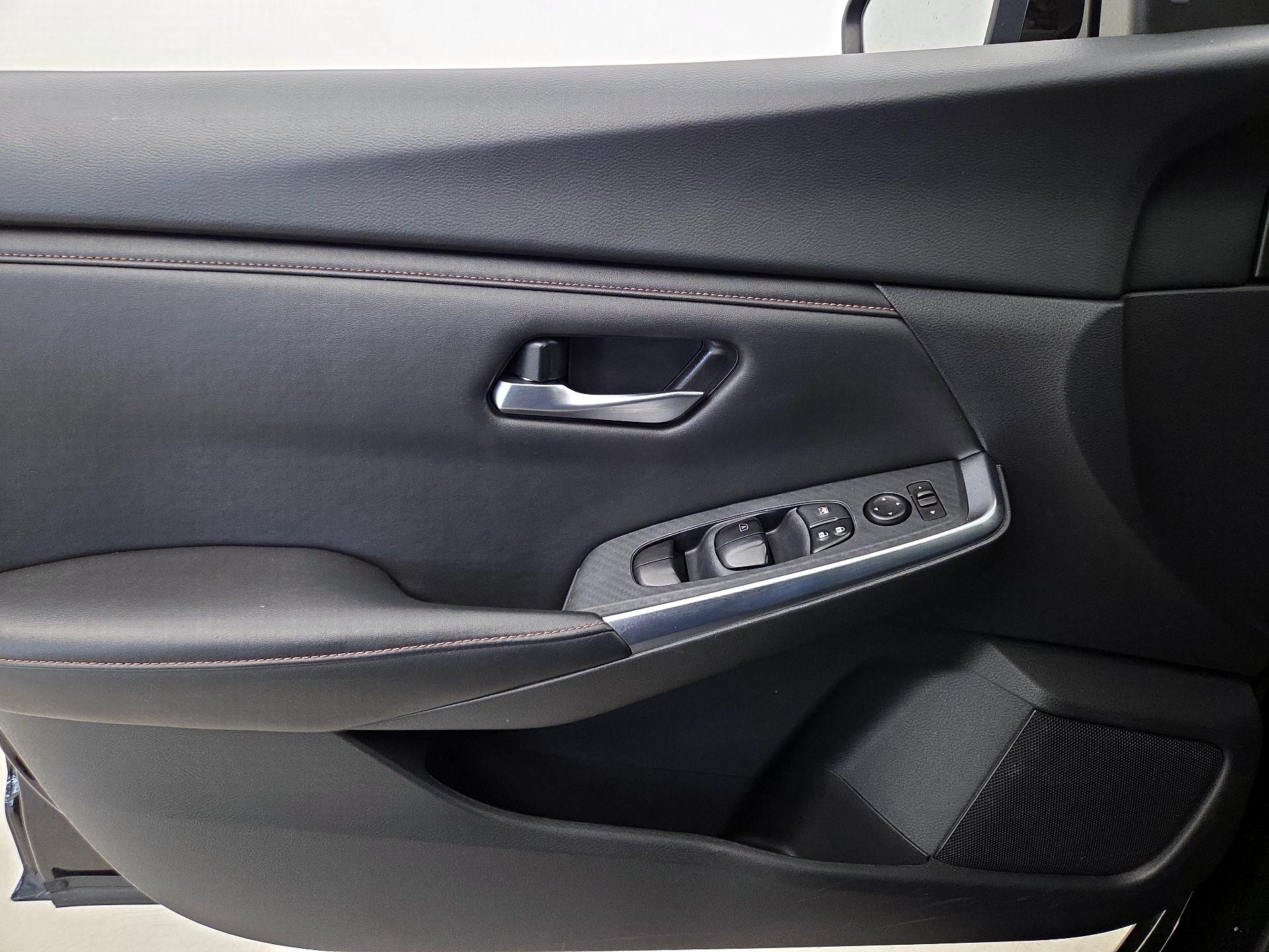 Thumbnail: 2023 Nissan Sentra - 12