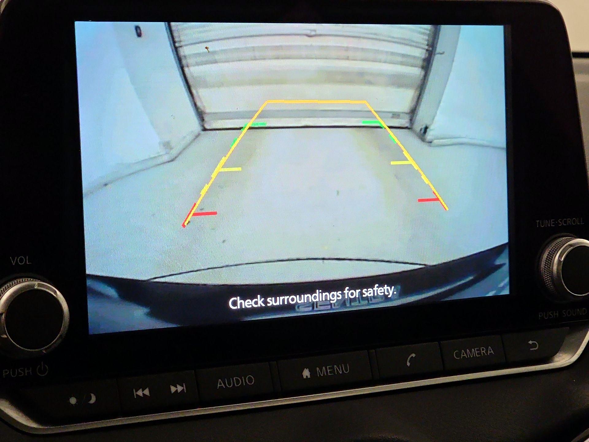 Thumbnail: 2023 Nissan Sentra - 14