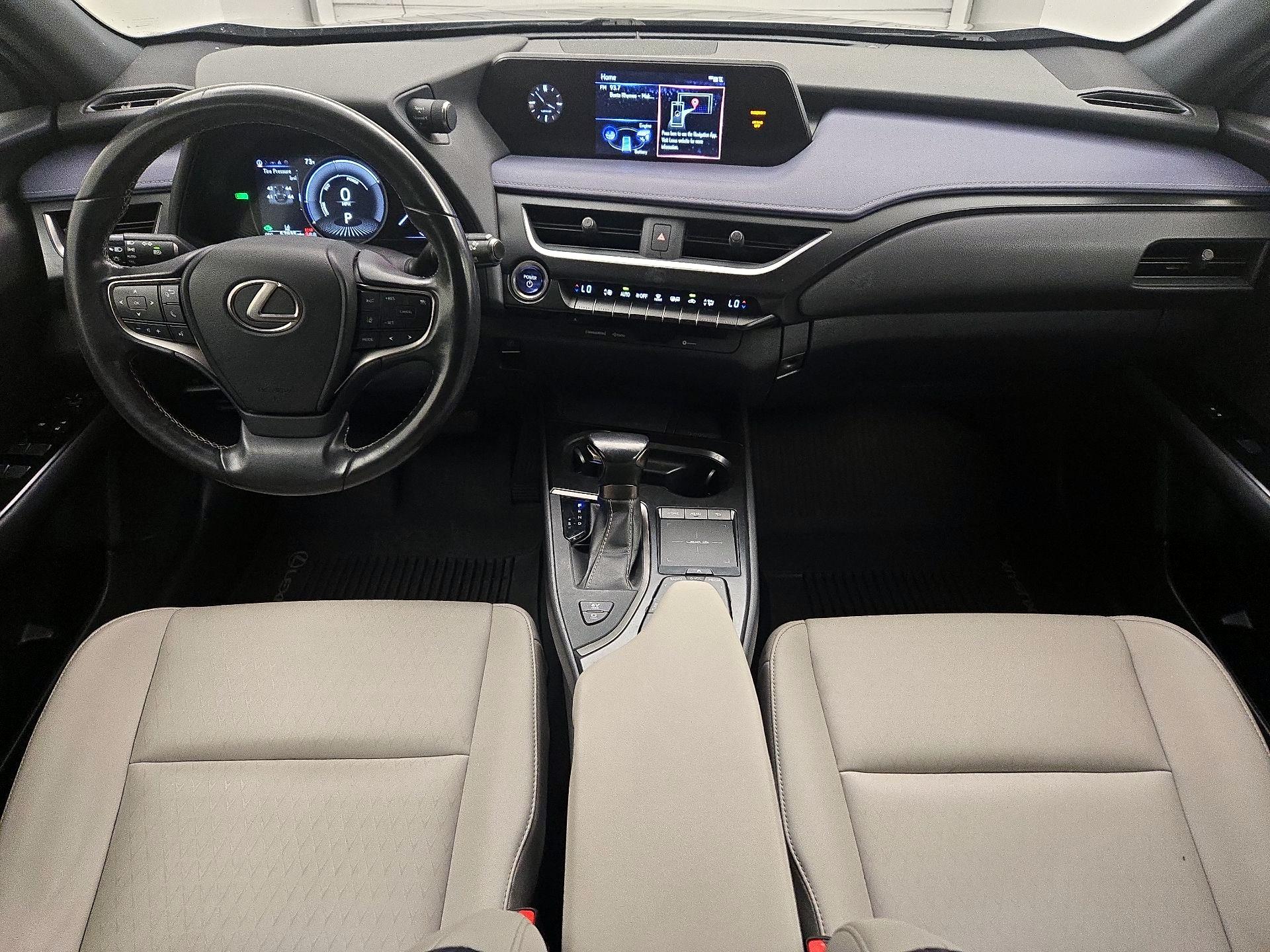 Thumbnail: 2020 Lexus UX - 9