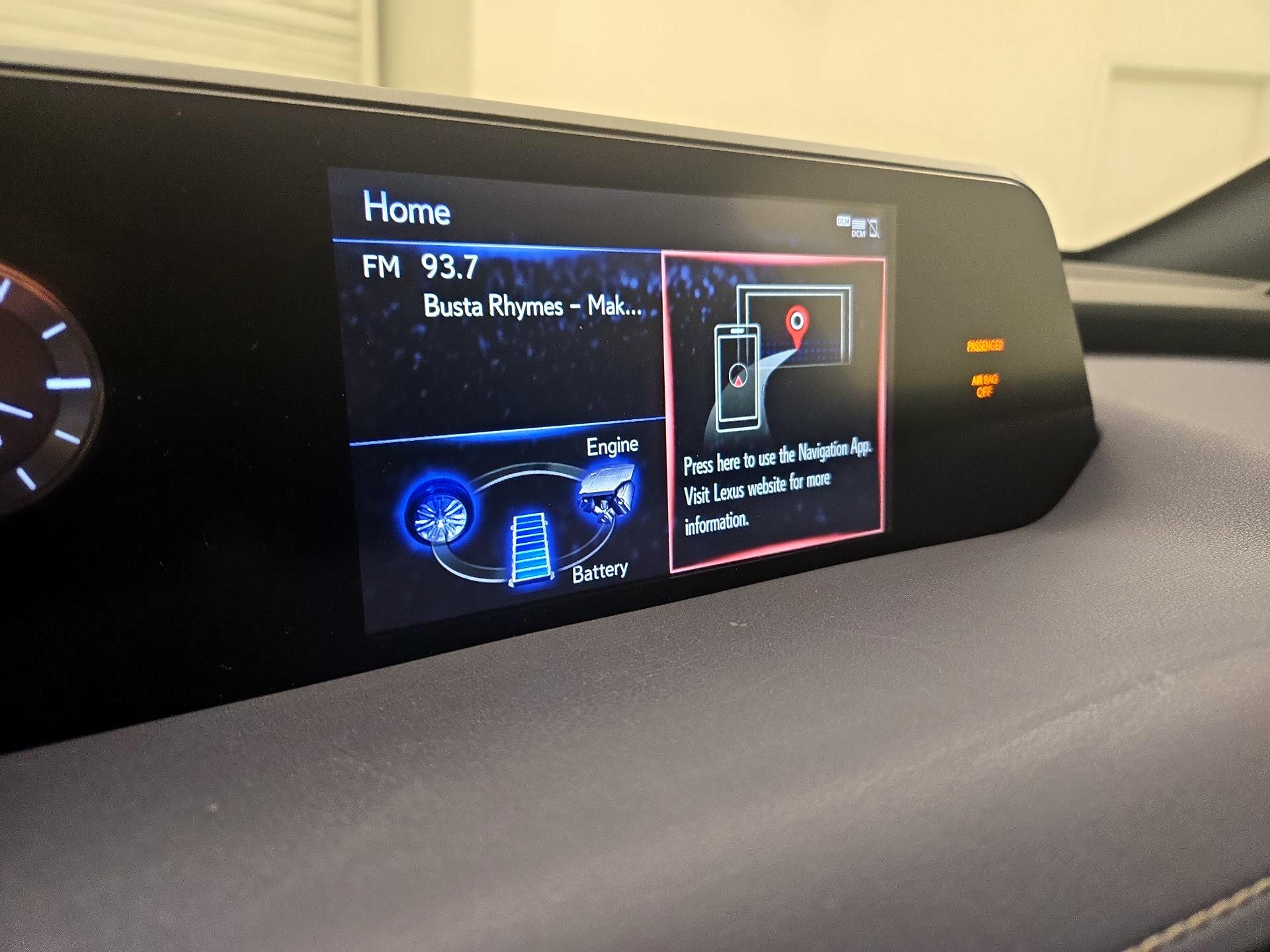 Thumbnail: 2020 Lexus UX - 15