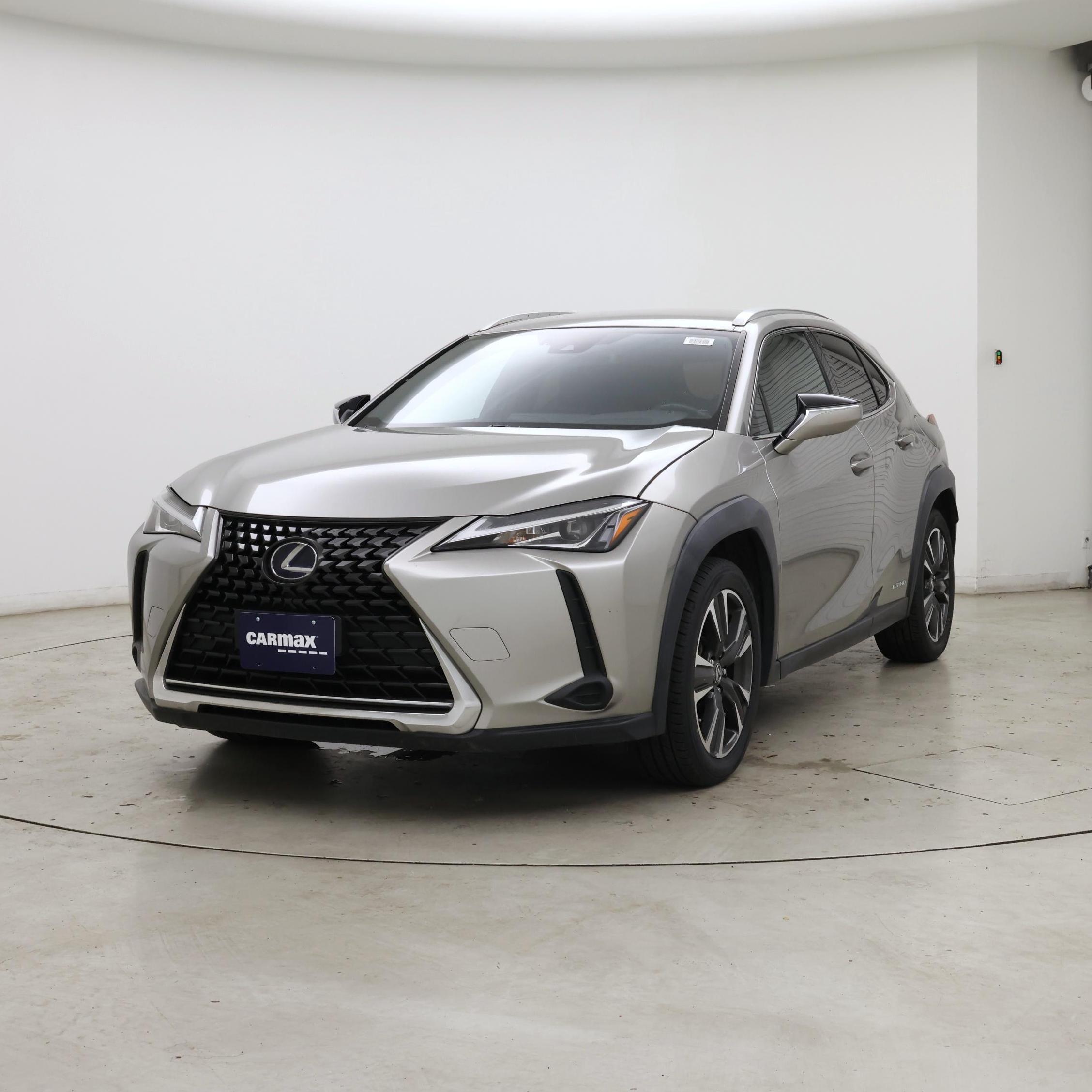 Thumbnail: 2020 Lexus UX - 4