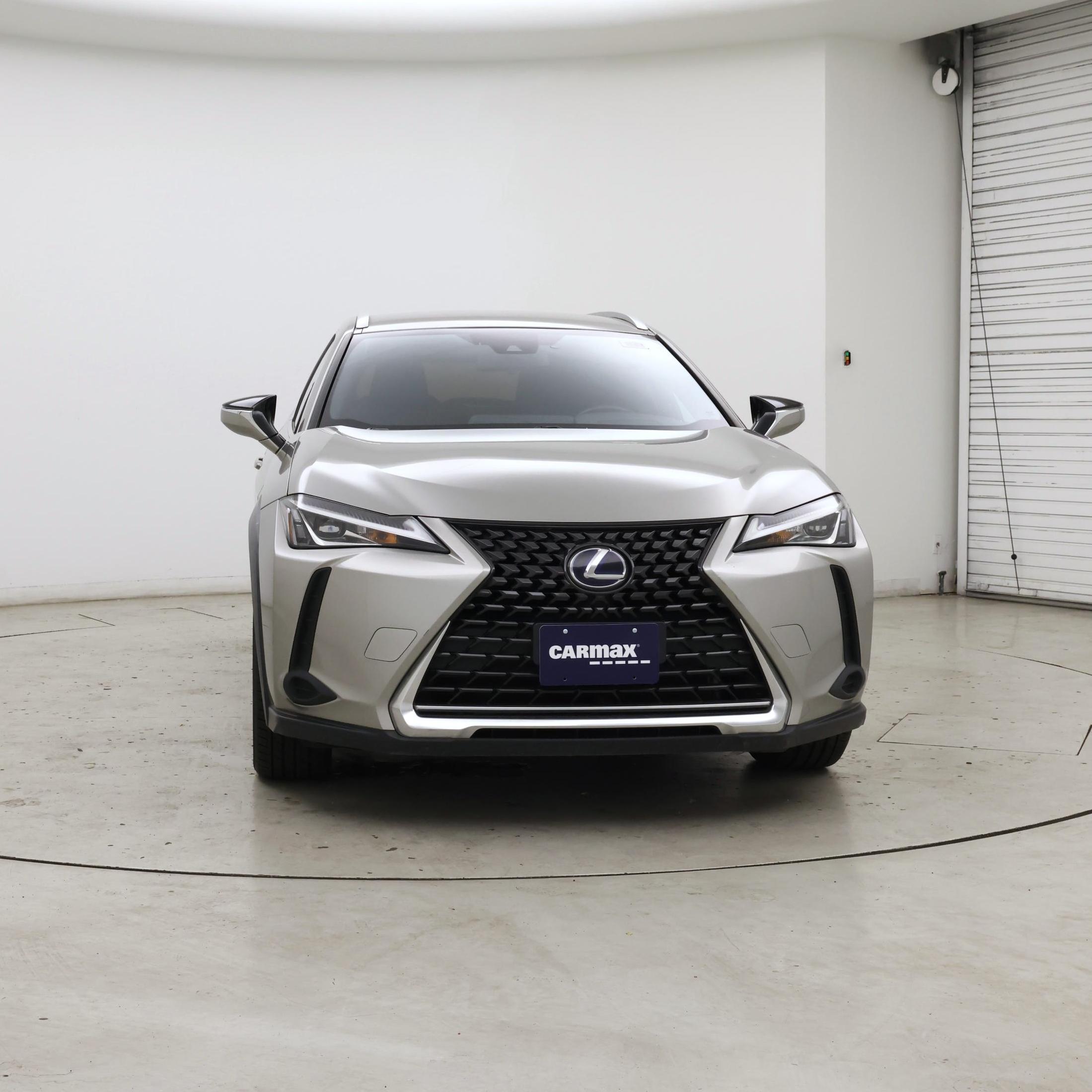 Thumbnail: 2020 Lexus UX - 5