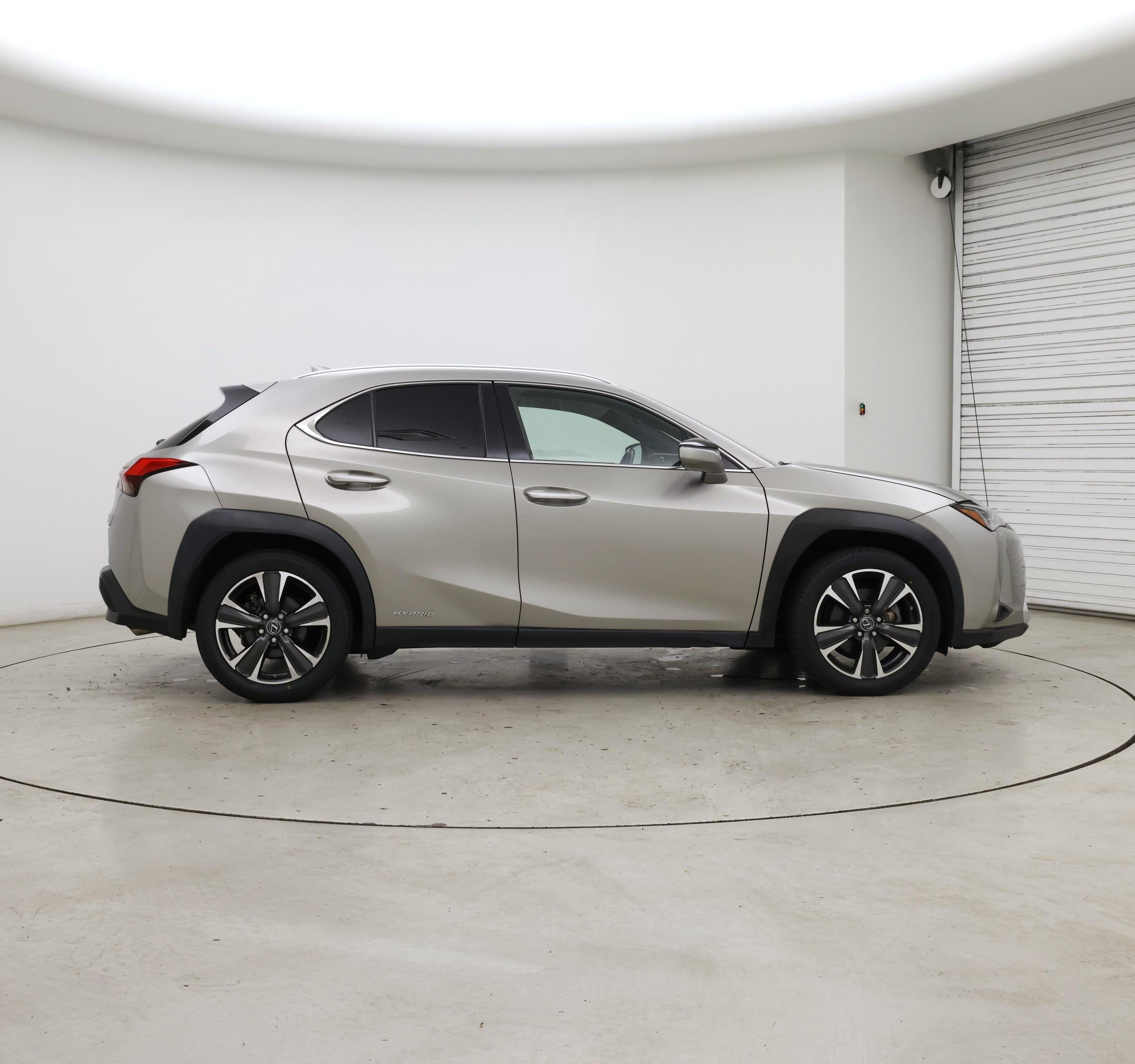 Thumbnail: 2020 Lexus UX - 7