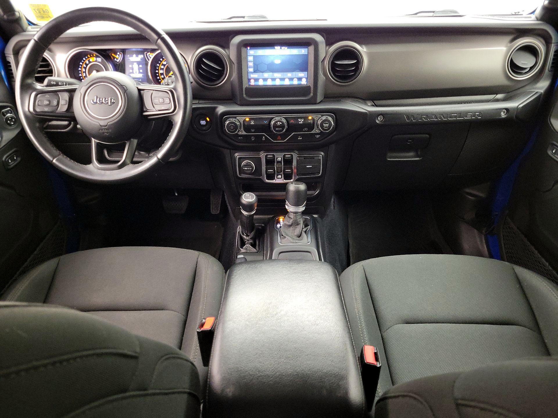 Thumbnail: 2022 Jeep Wrangler - 9