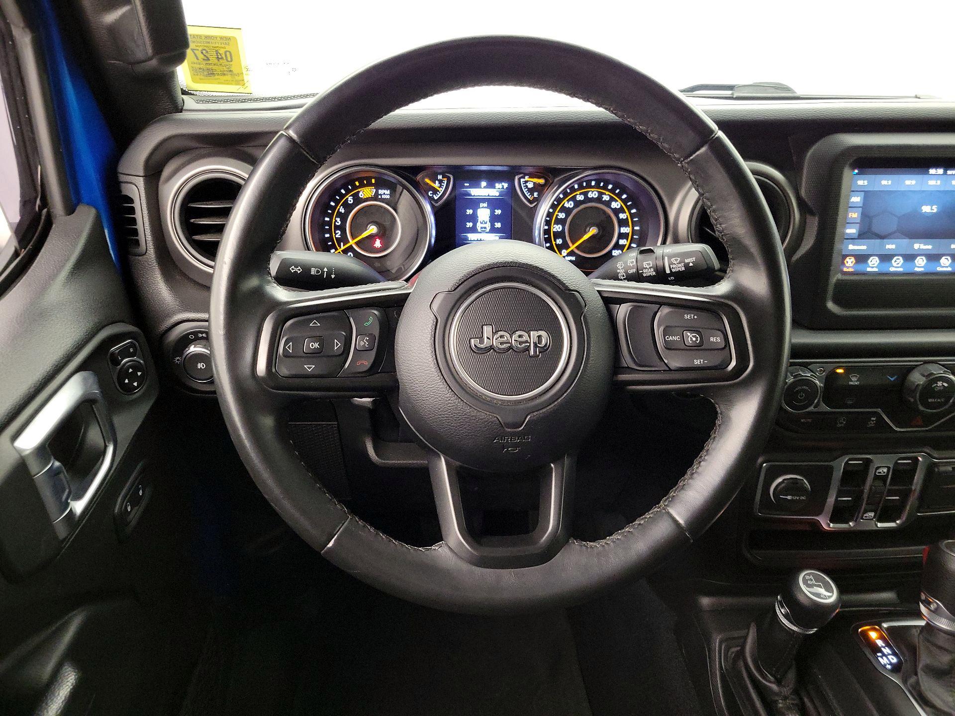 Thumbnail: 2022 Jeep Wrangler - 10