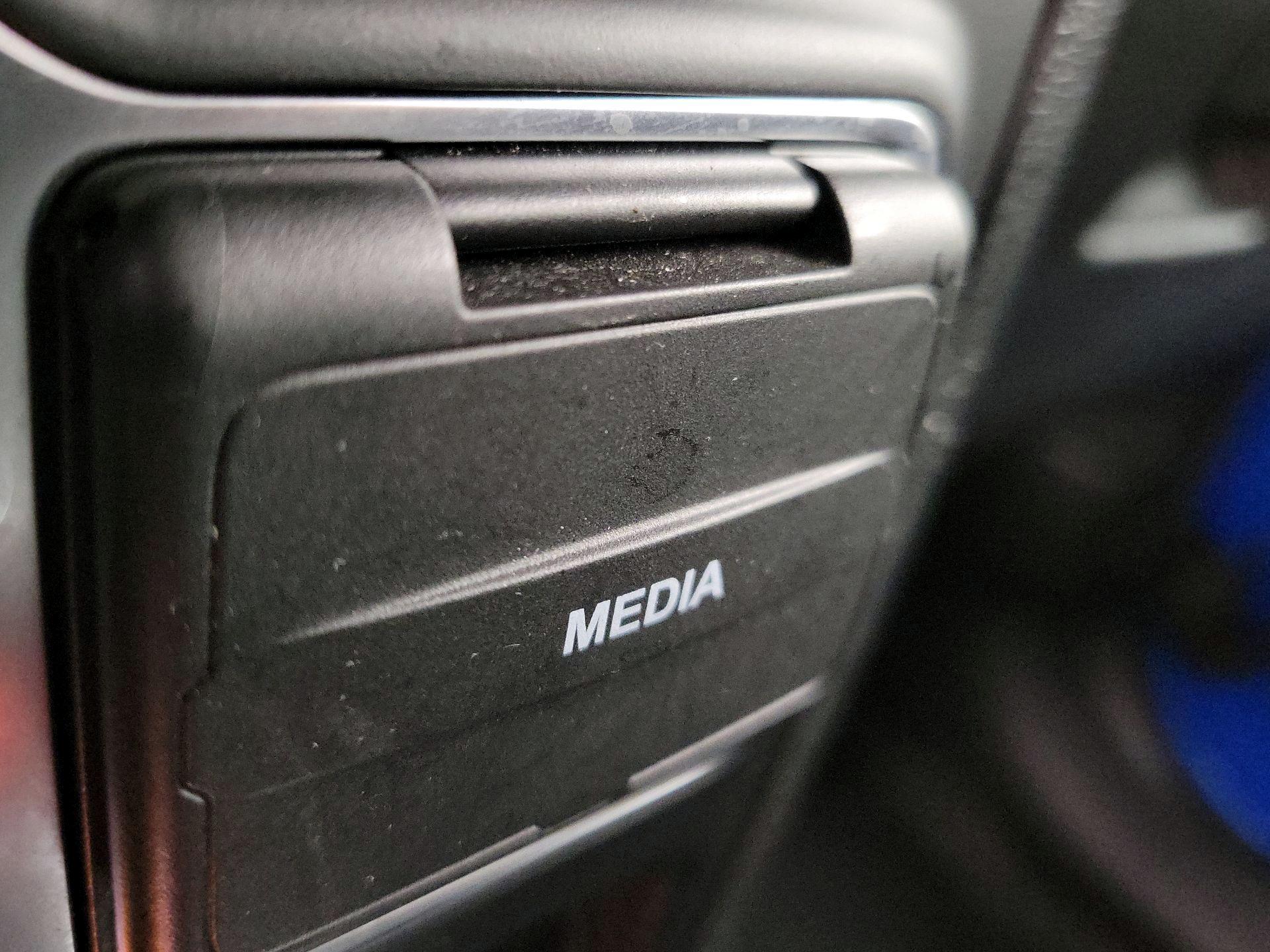 Thumbnail: 2022 Jeep Wrangler - 18