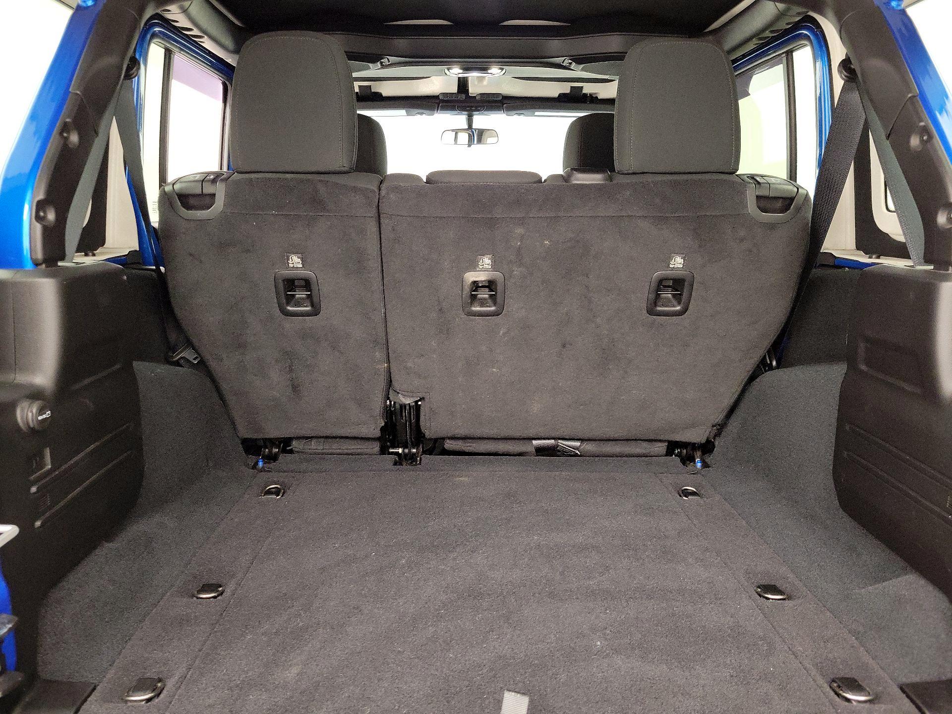 Thumbnail: 2022 Jeep Wrangler - 20