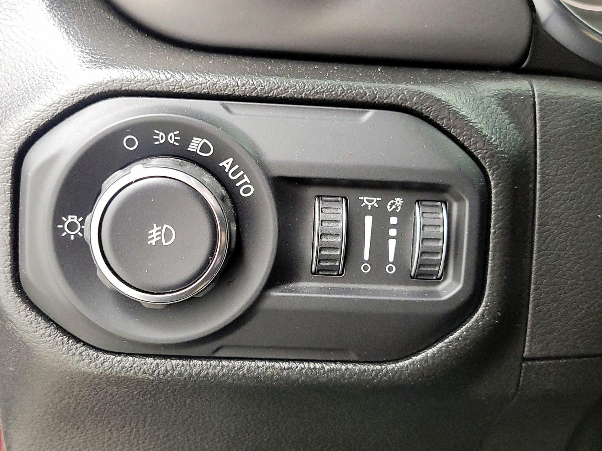 Thumbnail: 2022 Jeep Wrangler - 13