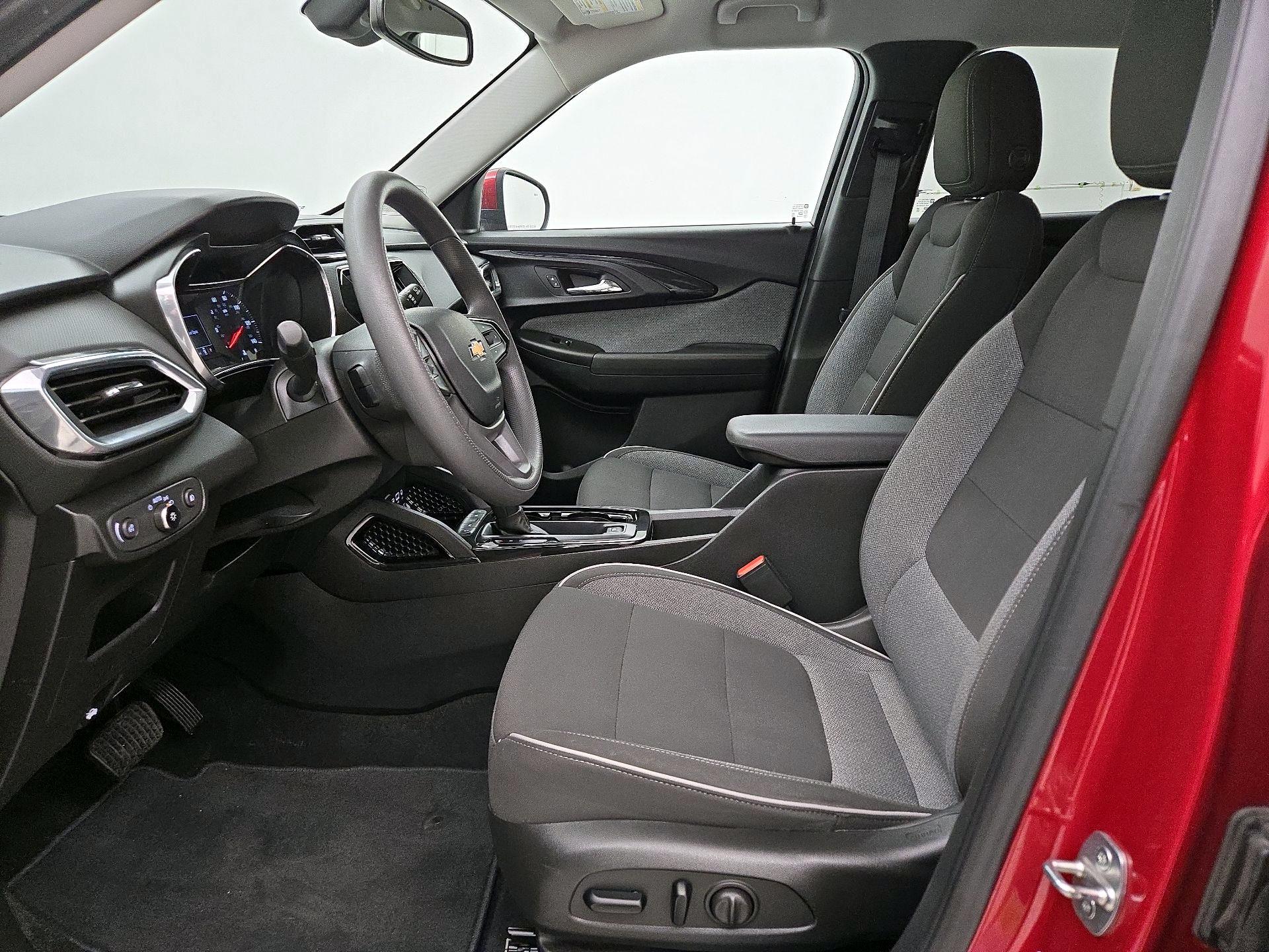 Thumbnail: 2021 Chevrolet TrailBlazer - 11