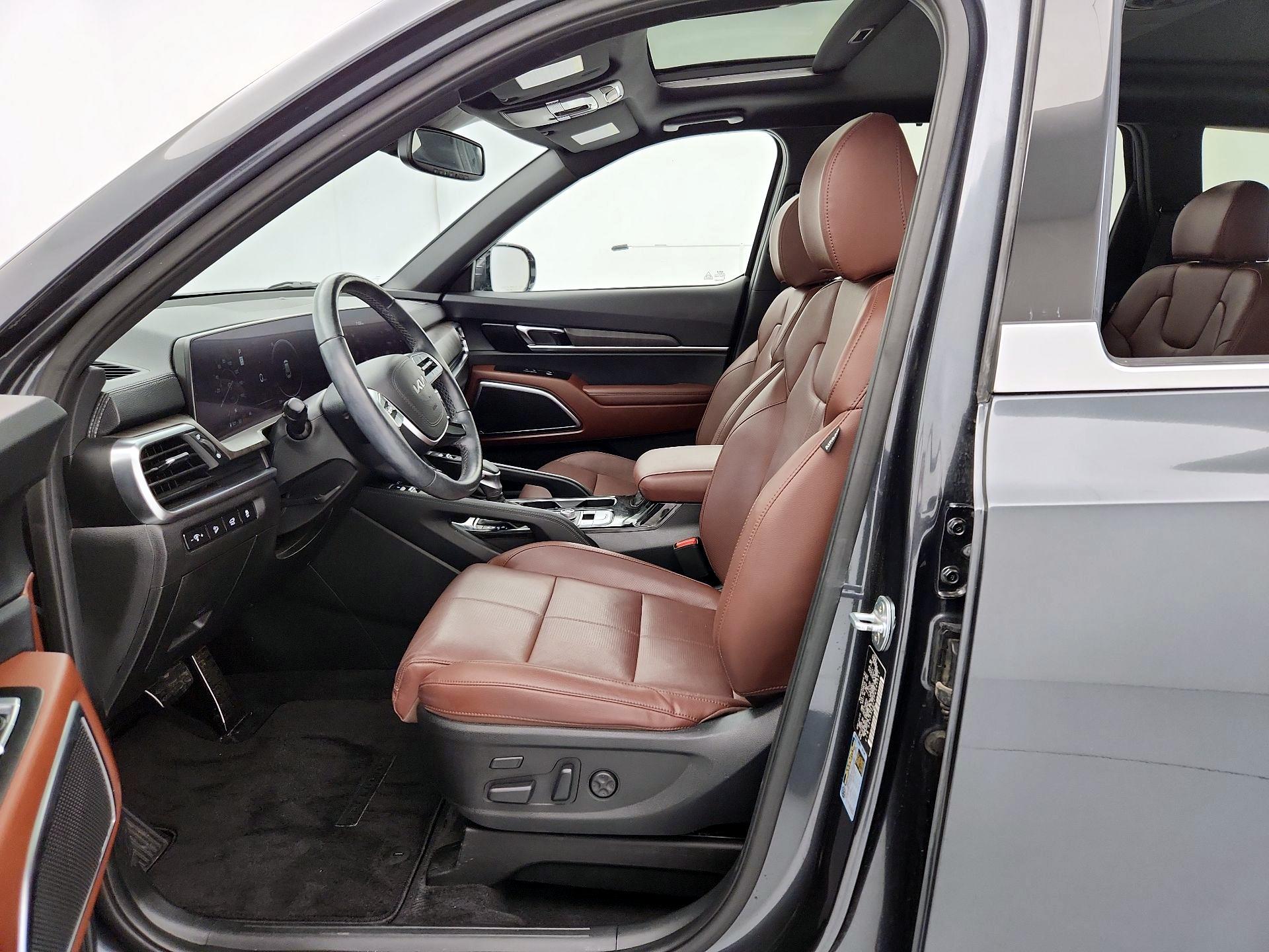 Thumbnail: 2023 Kia Telluride - 11