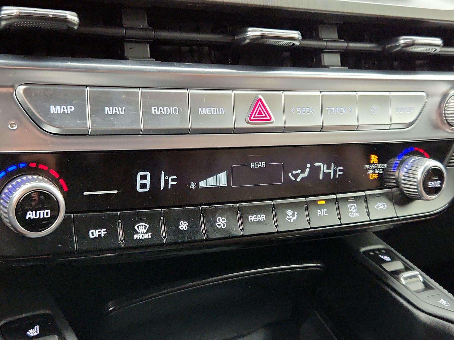 Thumbnail: 2023 Kia Telluride - 17