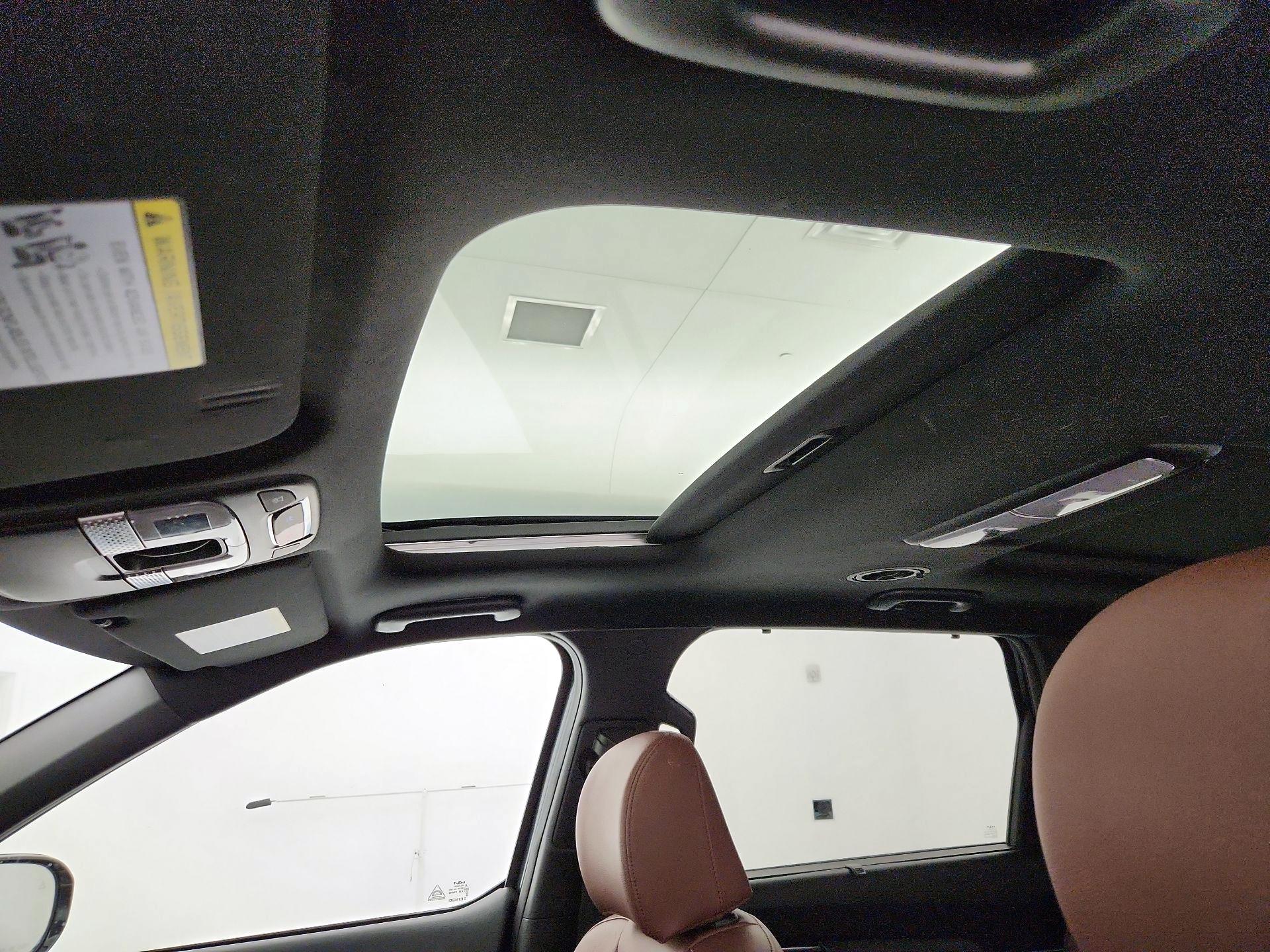 Thumbnail: 2023 Kia Telluride - 20