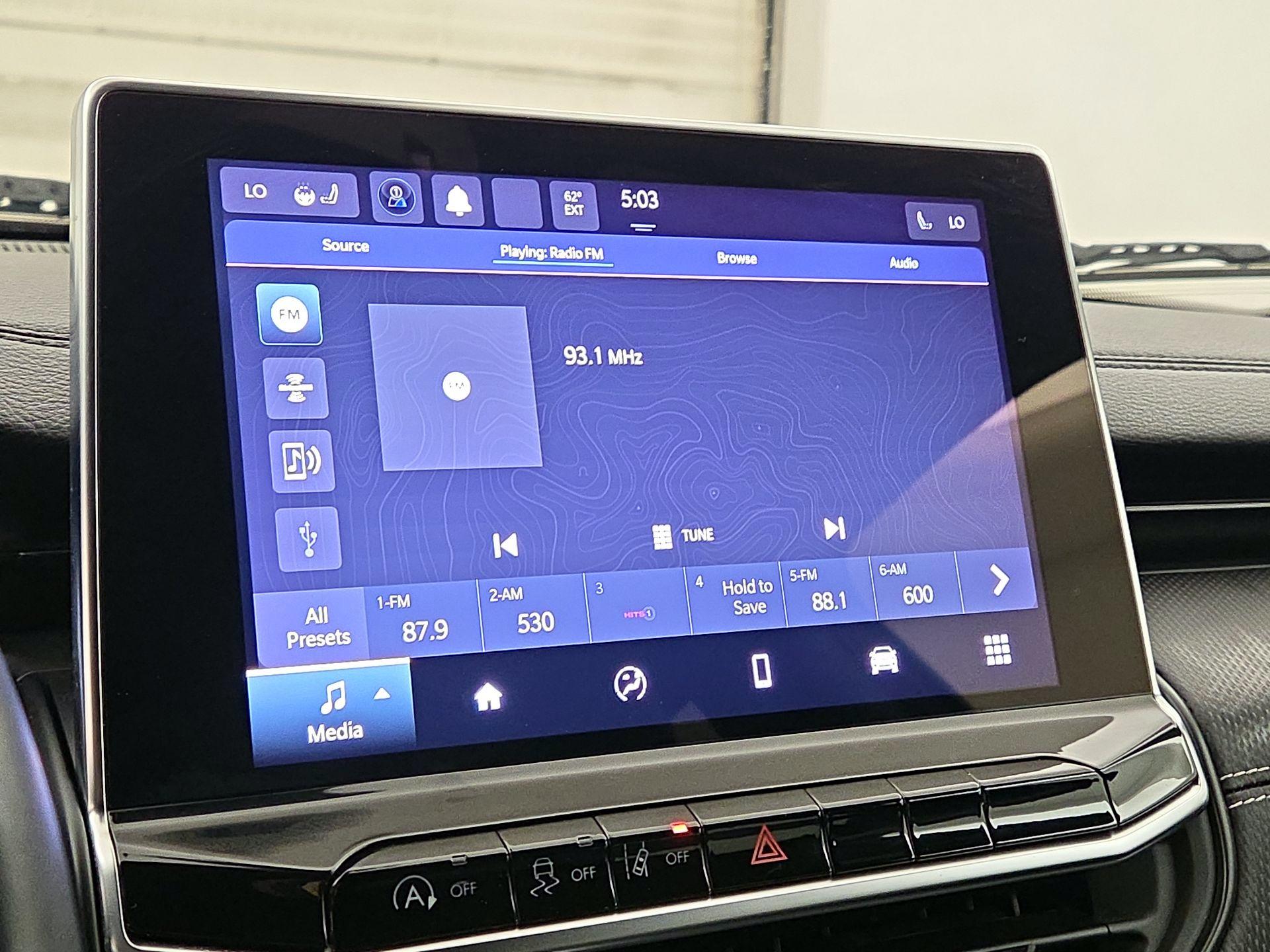 Thumbnail: 2022 Jeep Compass - 15