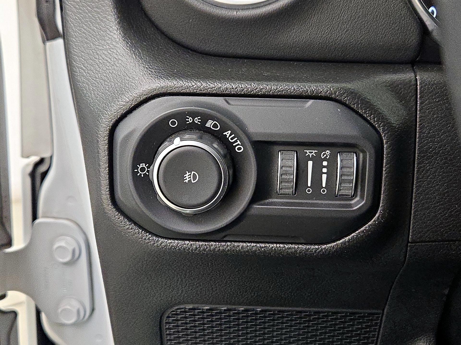 Thumbnail: 2022 Jeep Wrangler - 13