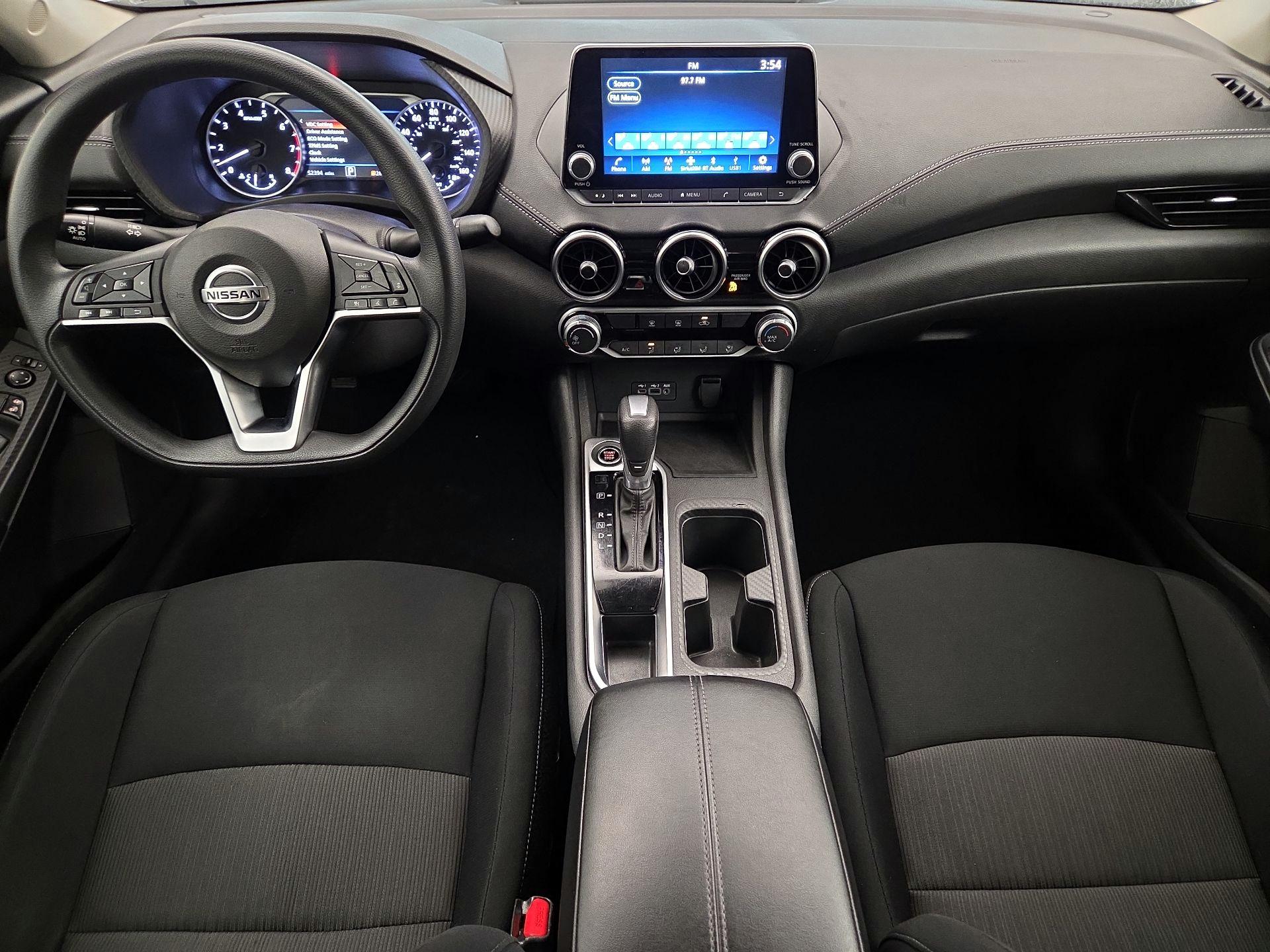 Thumbnail: 2023 Nissan Sentra - 9