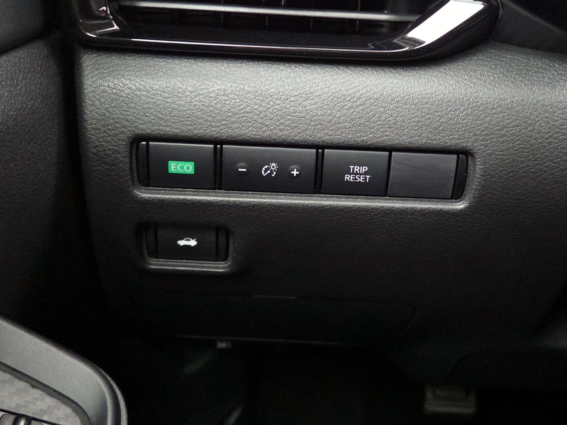 Thumbnail: 2023 Nissan Sentra - 13