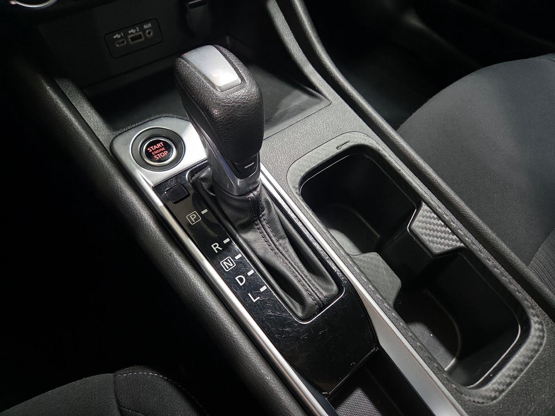 Thumbnail: 2023 Nissan Sentra - 17