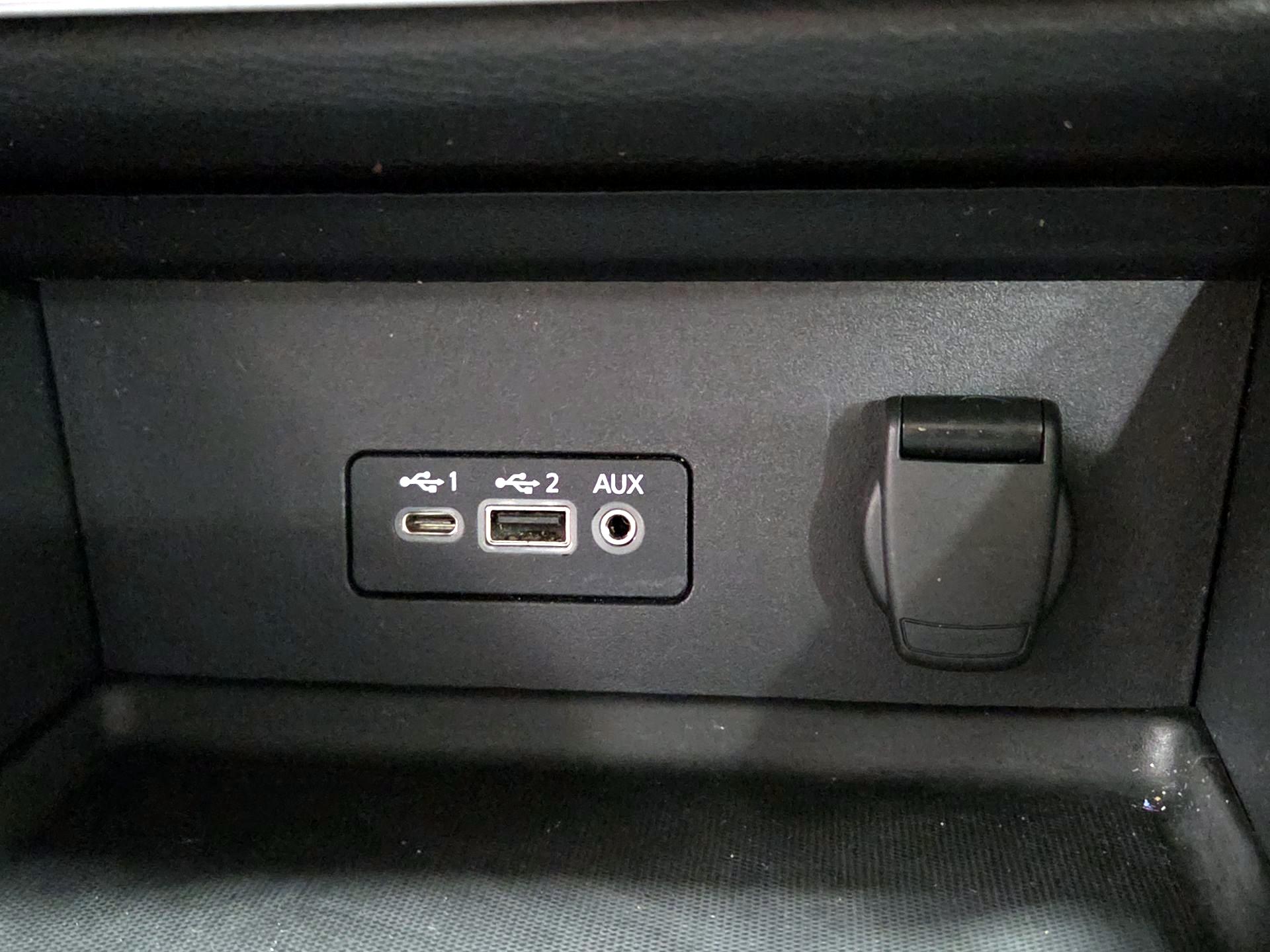 Thumbnail: 2023 Nissan Sentra - 18