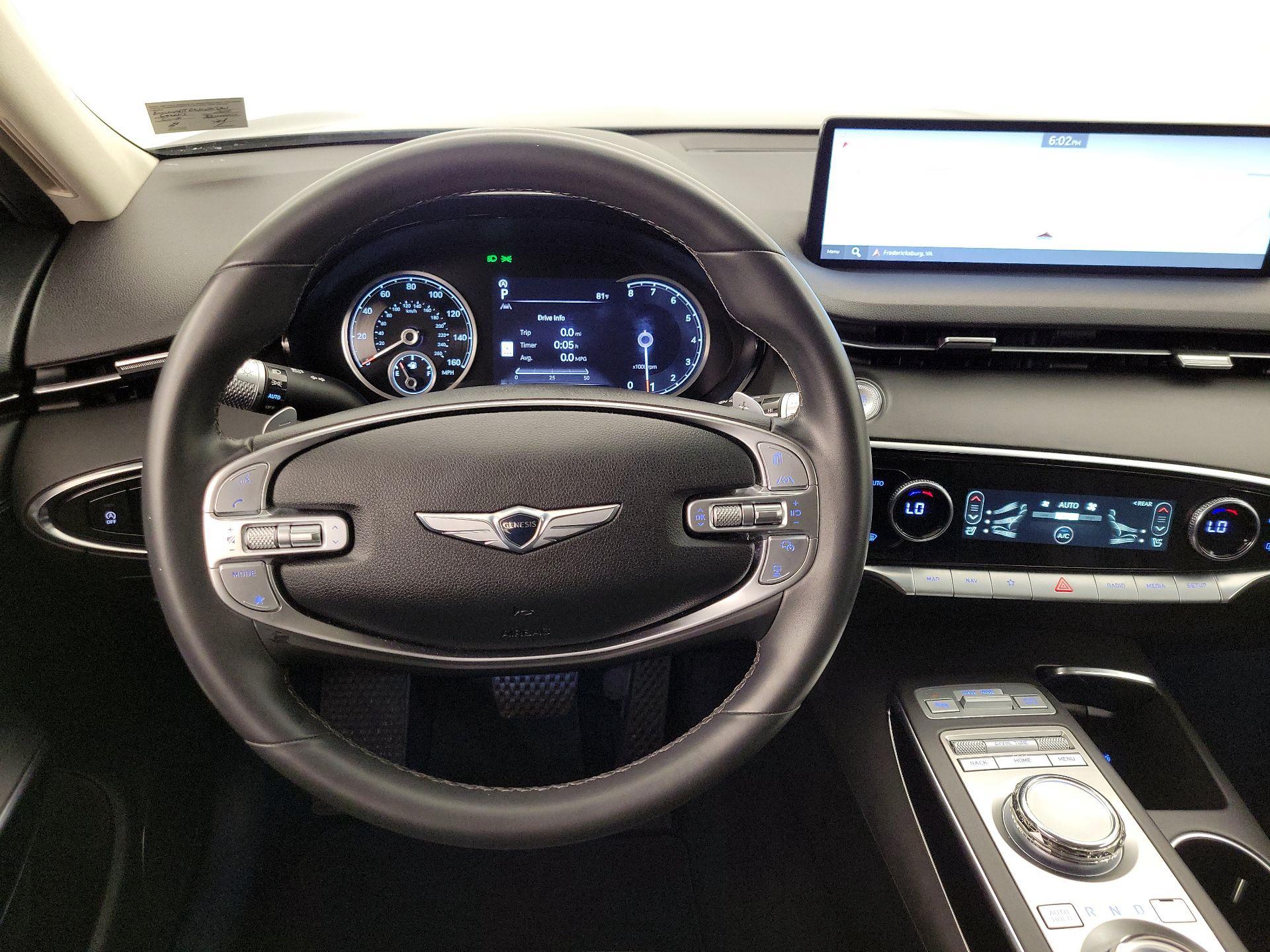 Thumbnail: 2025 Genesis GV70 - 10