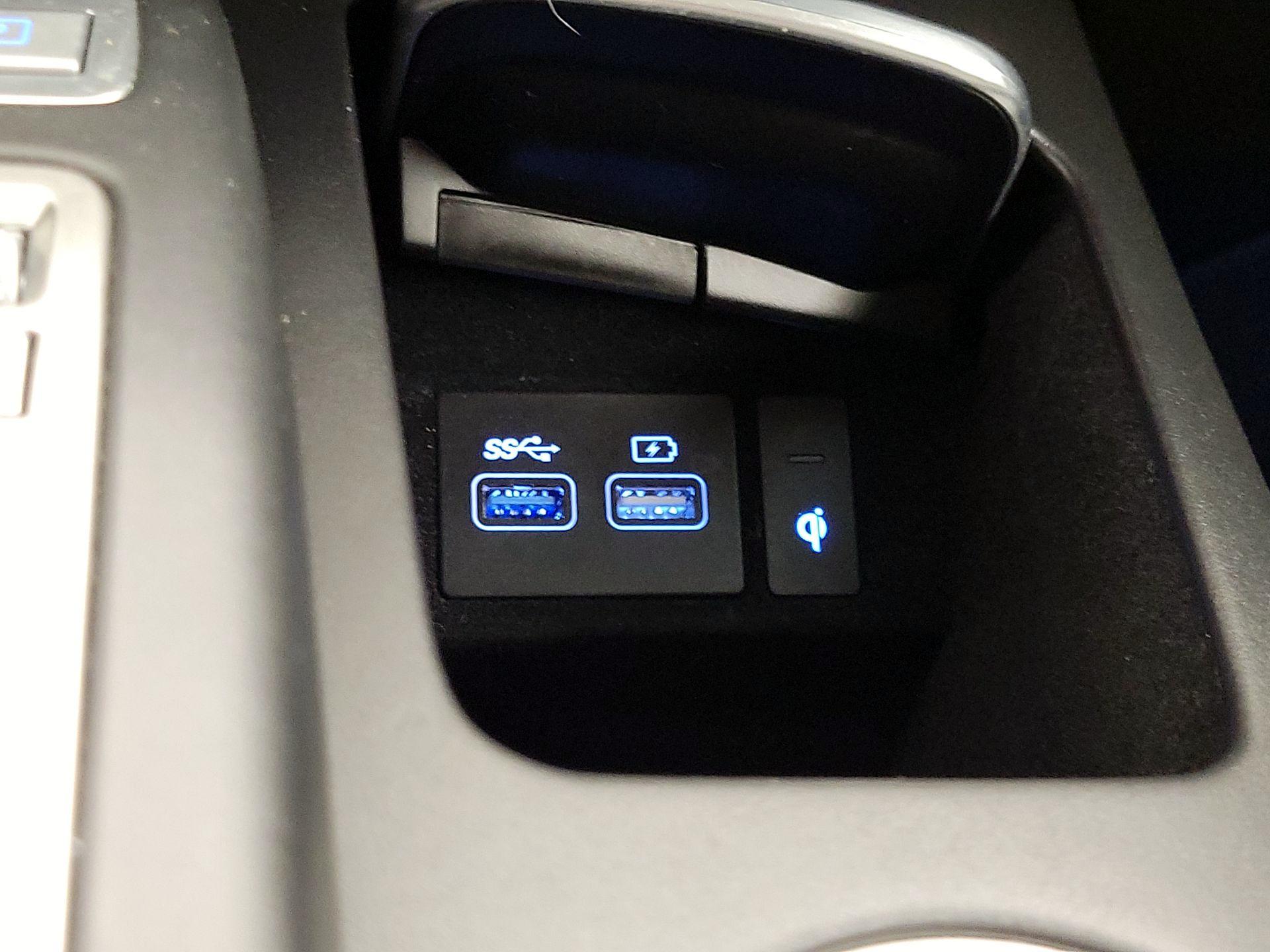 Thumbnail: 2025 Genesis GV70 - 19