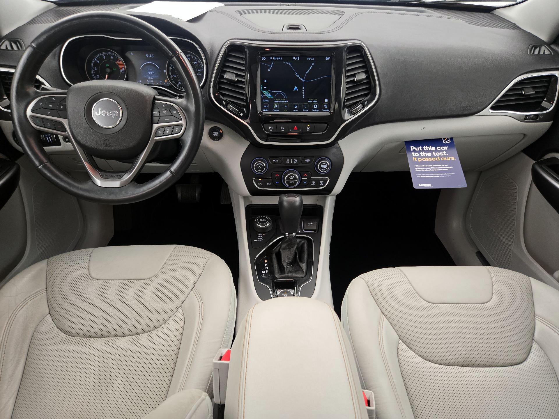 Thumbnail: 2019 Jeep Cherokee - 9