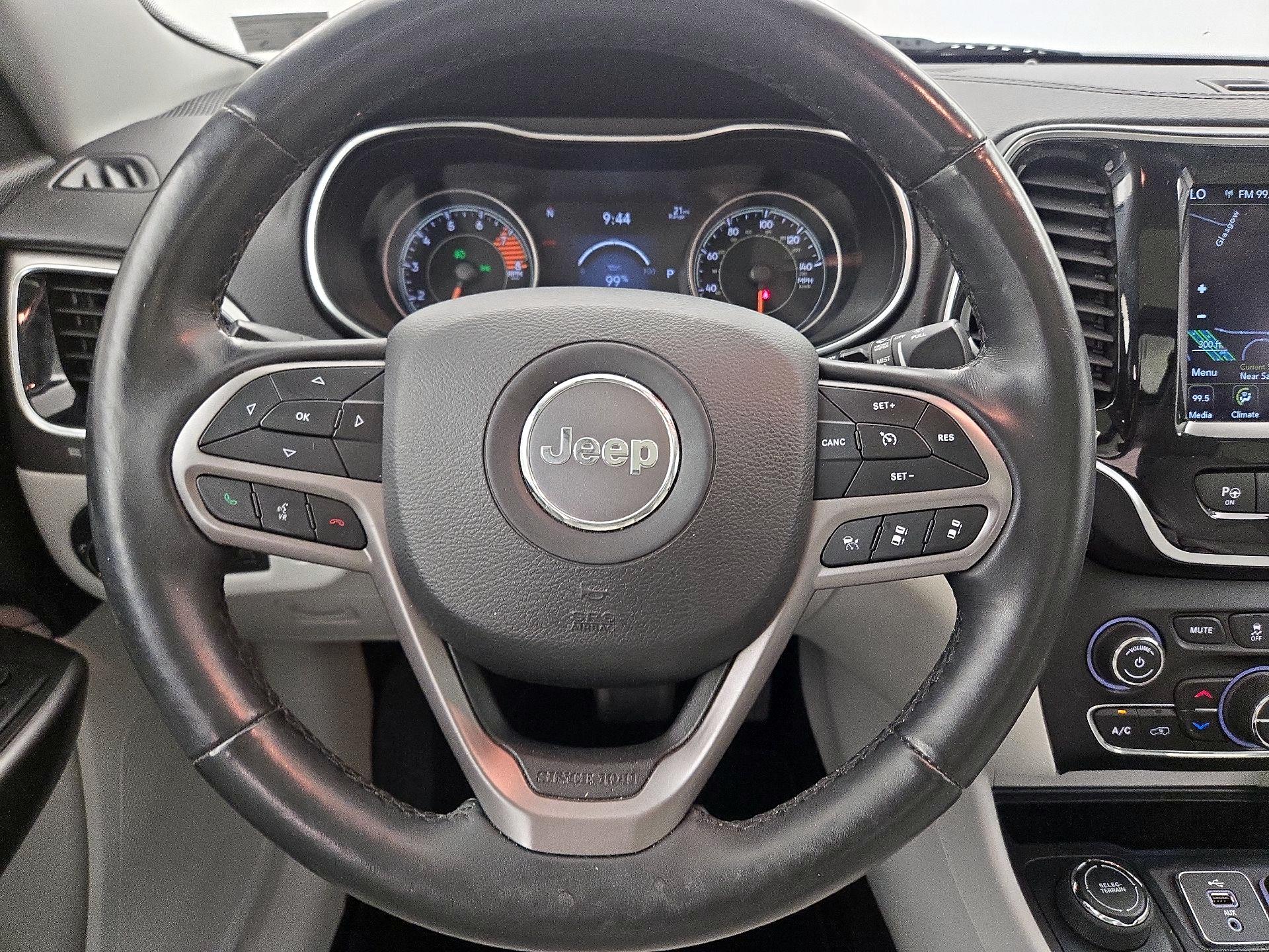 Thumbnail: 2019 Jeep Cherokee - 10