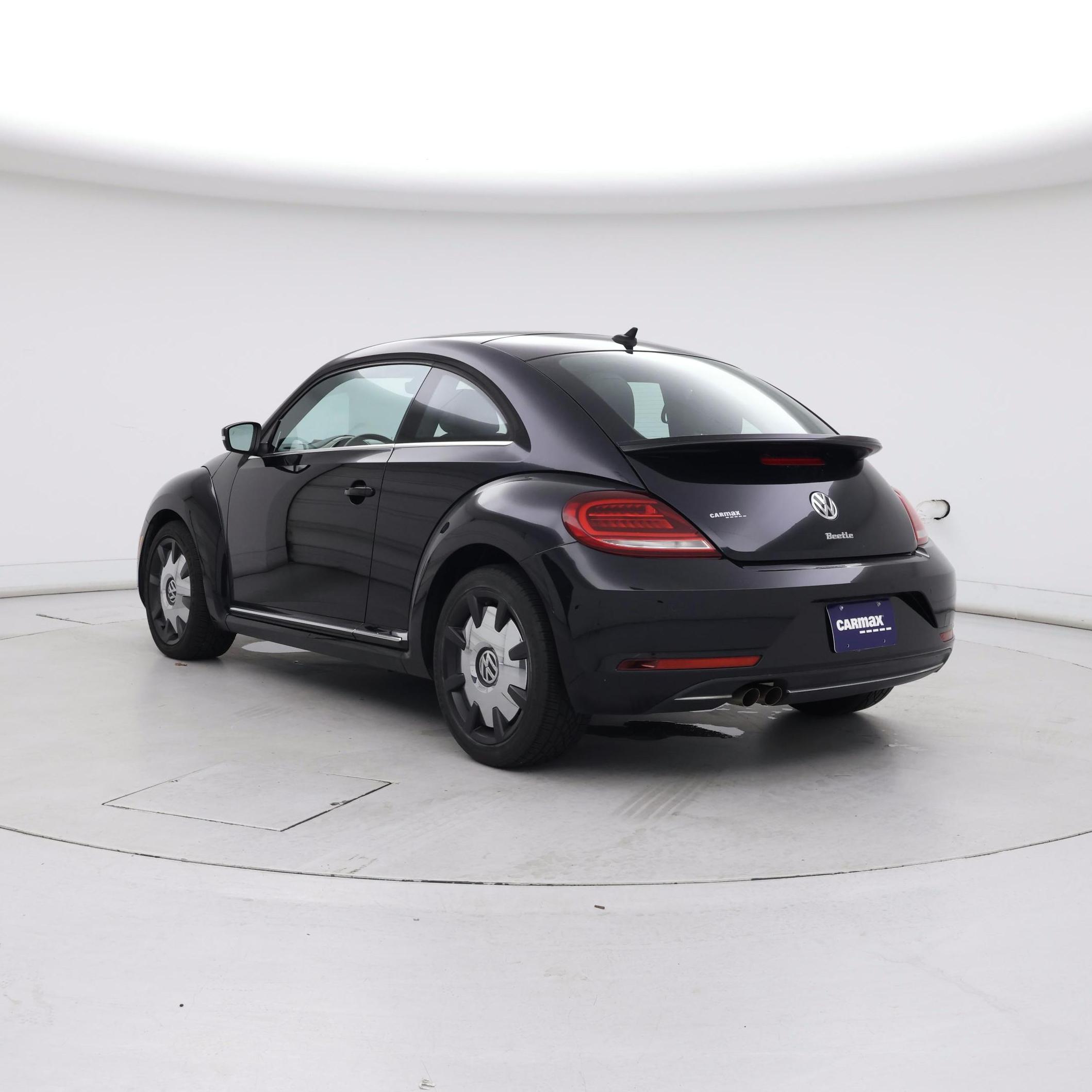 Thumbnail: 2019 Volkswagen Beetle - 2