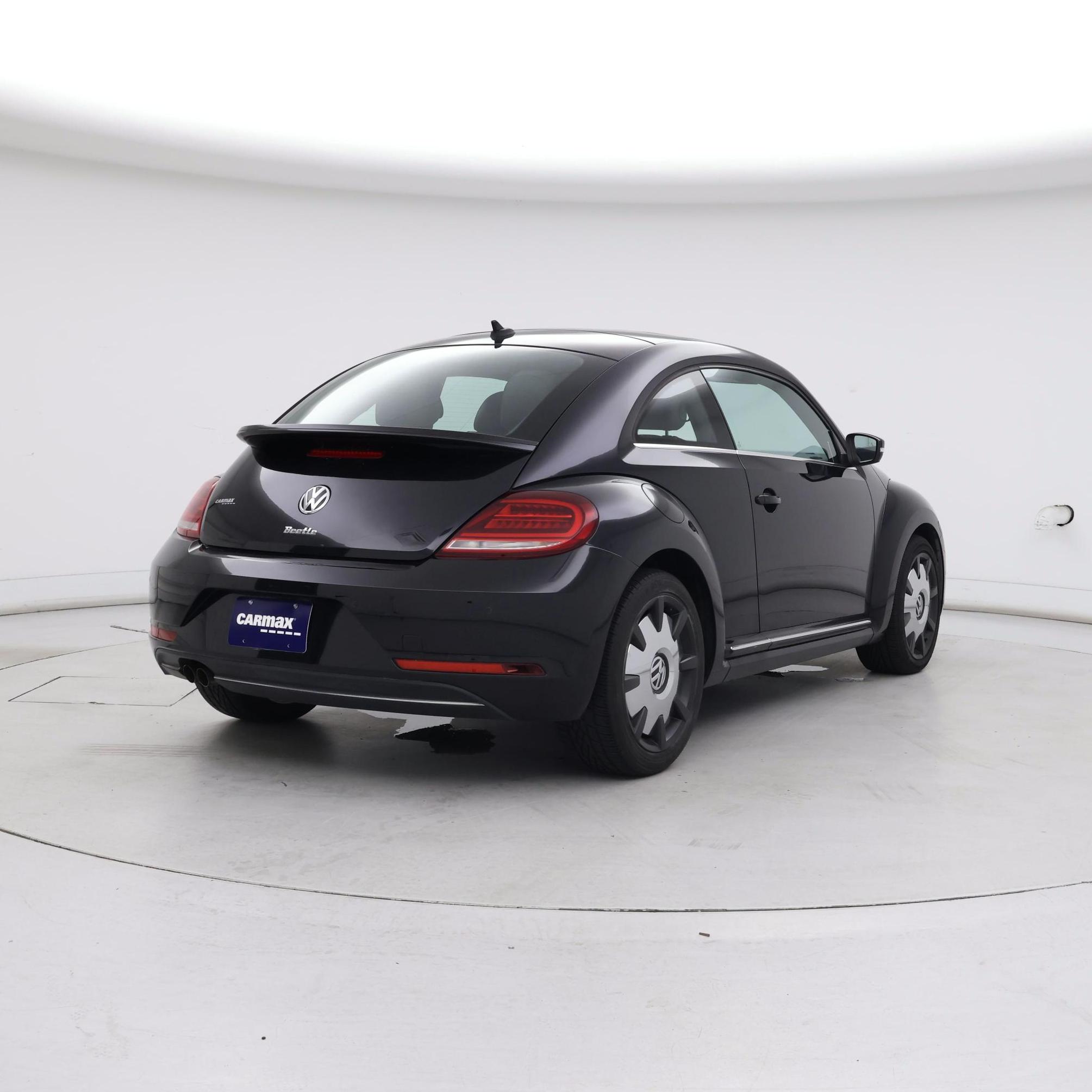 Thumbnail: 2019 Volkswagen Beetle - 8