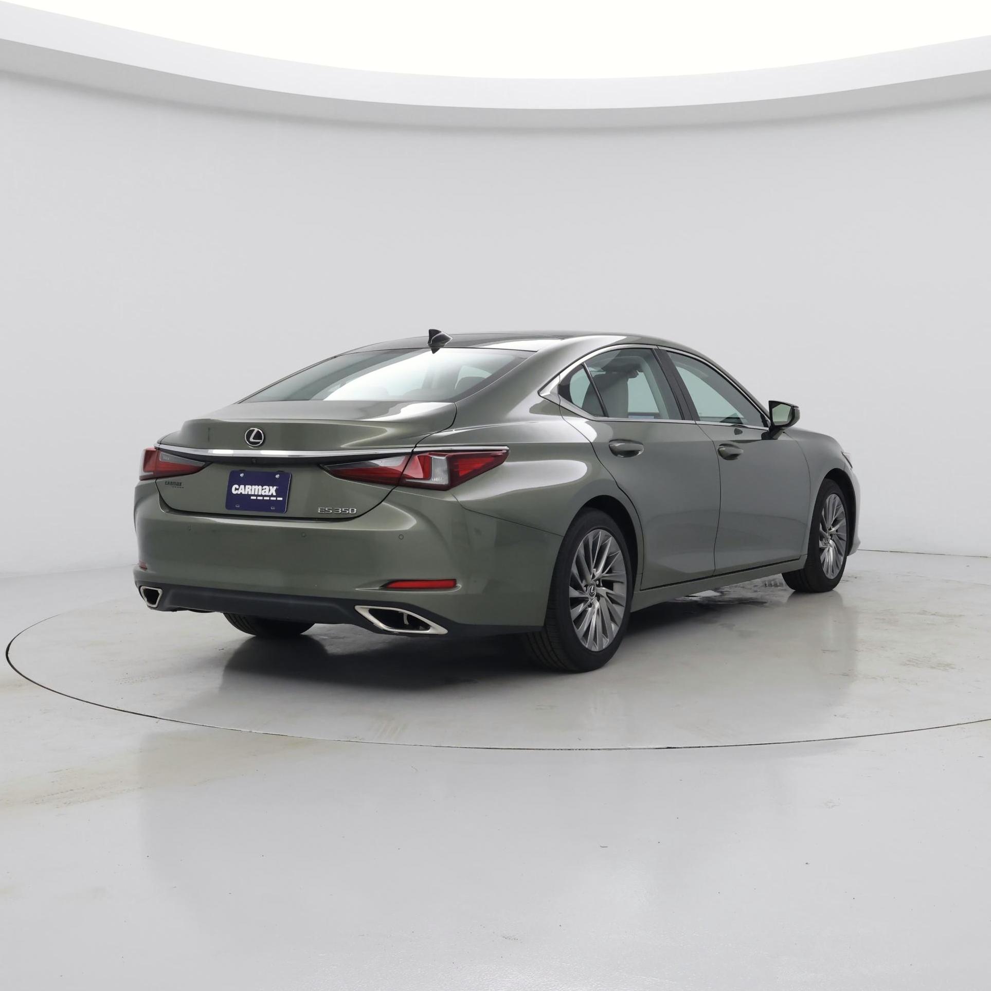 Thumbnail: 2019 Lexus ES - 8